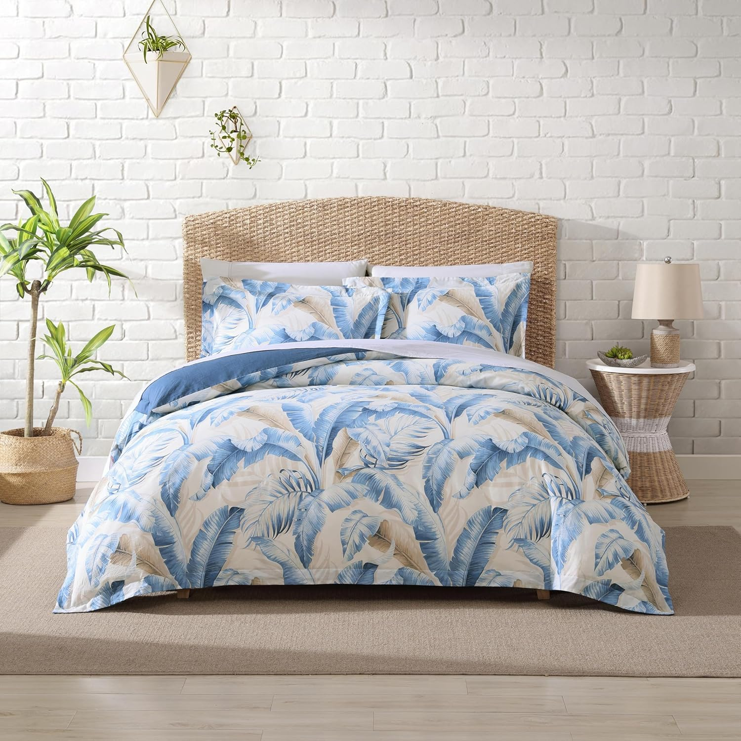 TOMMY BAHAMA Palmiers Quilt Cover Set - Queen Blue image number 2