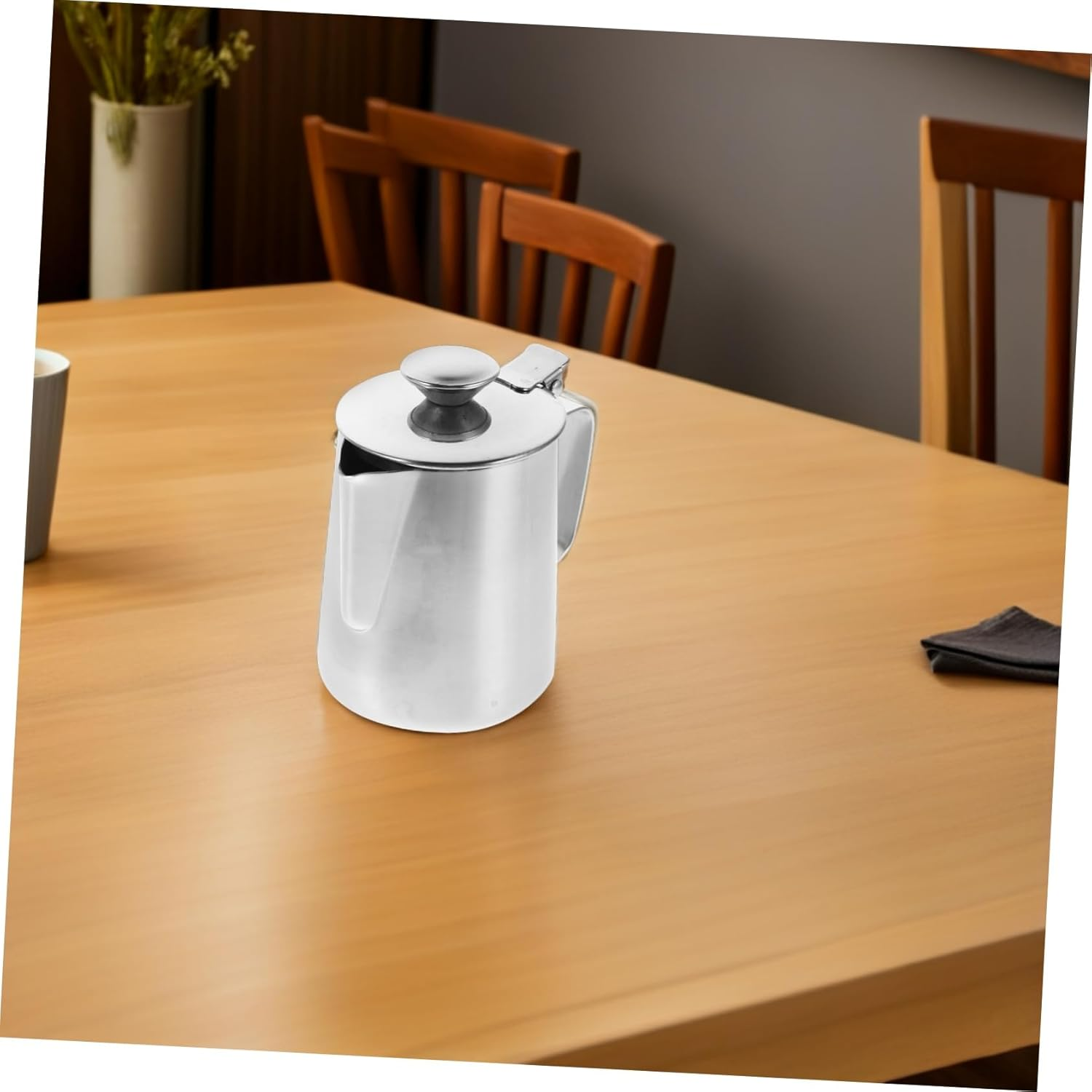 Stainless Steel Milk Frothing Pitcher with Lid Easy Clean Frother Cup for Latte Art Precise Pour Spout for Espresso Machines for Coffee Shops and Home Brewing image number 6