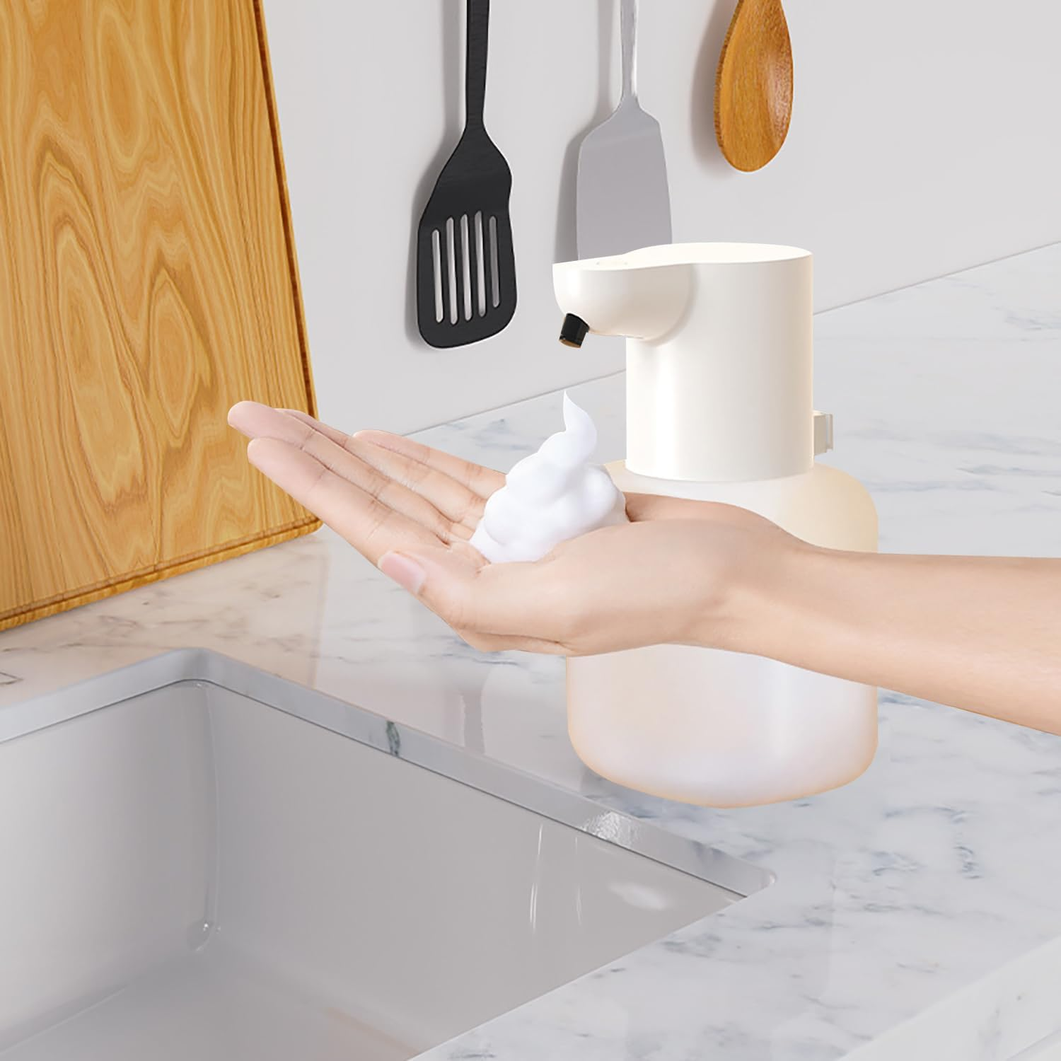 Automatic Foam Soap Dispenser, 420ML Infrared Hand-Free Touchless Soap Dispenser, Rechargeable Wall Mounted Hand Soap Dispenser for Home Bathroom, Kitchen (Foam) image number 4