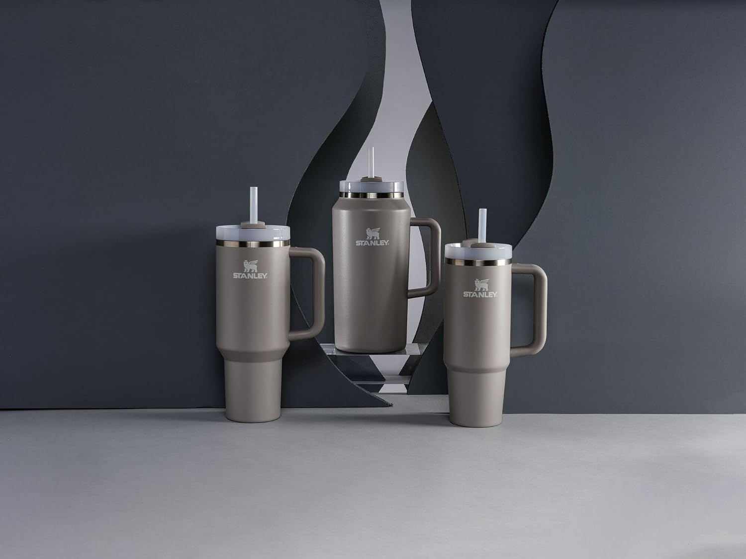 Stanley Quencher H2.0 Tumbler with Handle and Straw 40 Oz | Flowstate 3-Position Lid | Cup Holder Compatible for Travel | Insulated Stainless Steel Cup | Bpa-Free | Ash image number 3