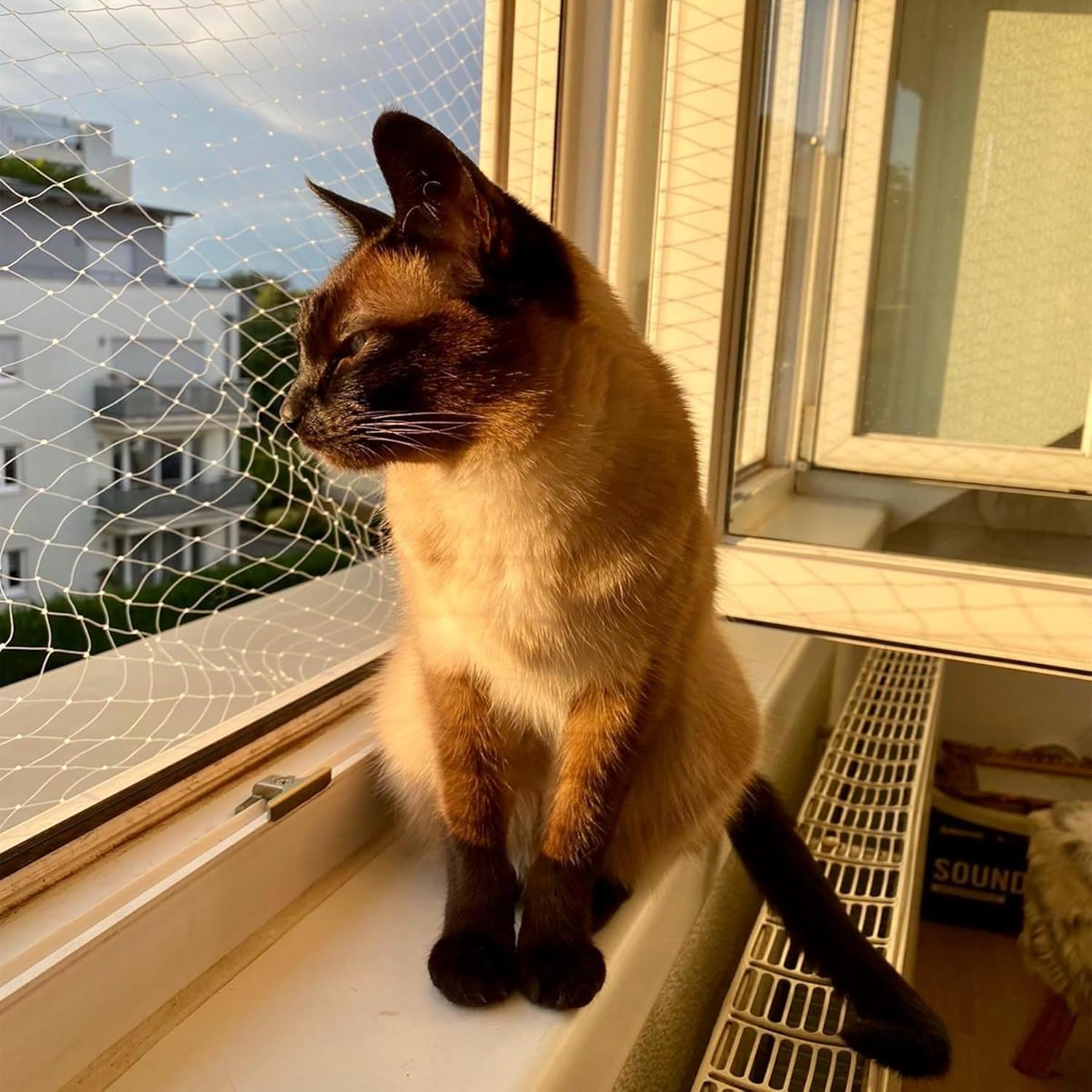 JUMXSRLE Cat Netting Balcony, Wire-Reinforced Cat Net, Bite and Tear-Resistant, UV and Weather-Resistant, Balcony Cat Anti-Fall Netting for Pets, Cat Protection Net for Balcony Windows Patio, 10X13 Ft - 4X3M-Black image number 6