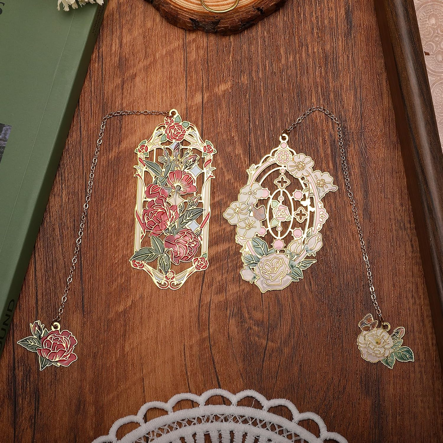 Metal Bookmarks 2 PCS, Sgbvzbd Bookmarks for Reading Women, Pretty Bookmarks for Women, Beautiful Metal Bookmark, Red Rose Bookmark and White Rose Bookmark(Bkm-043-001) image number 2