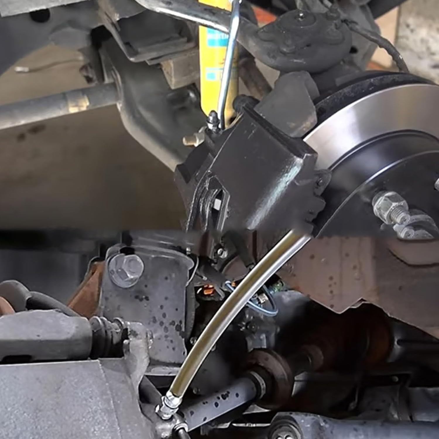 IONPSHG Brake Bleeder Hose One Way Check Valve Motorcycle Brake Fluid Replacement Kit Aluminum Body with Soft Tube Universal Brakes Bleeder Tool Cars Accessories for Car Motorbike Bike ﻿ (1) image number 4