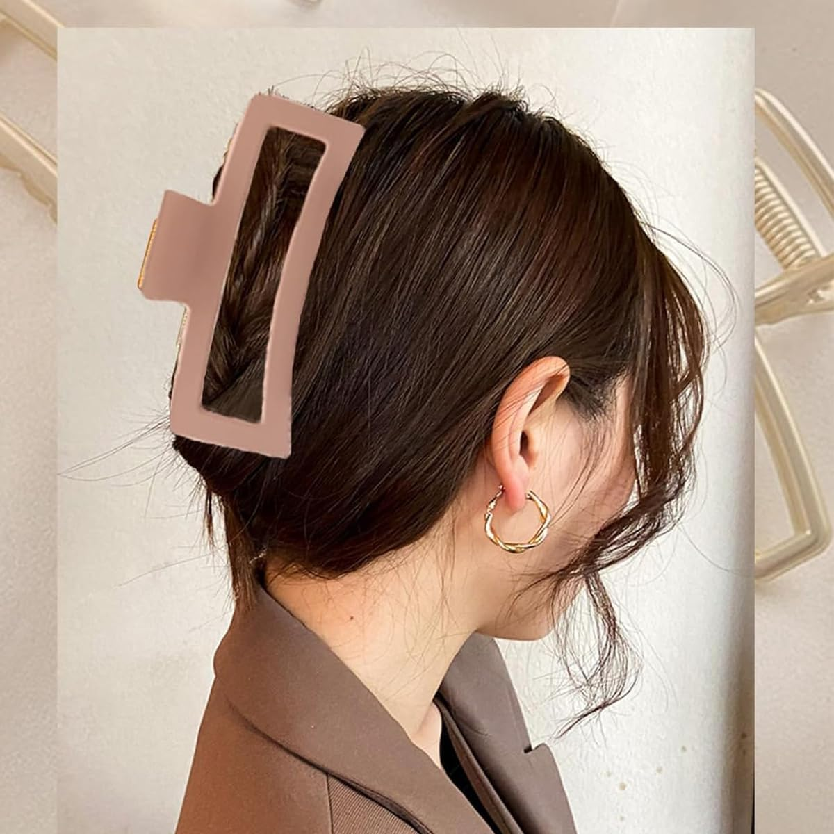 4Pcs Large Matte Hair Claw Clips - Stylish and Secure Hold for Thick Hair, Ideal for Daily and Party Use image number 1