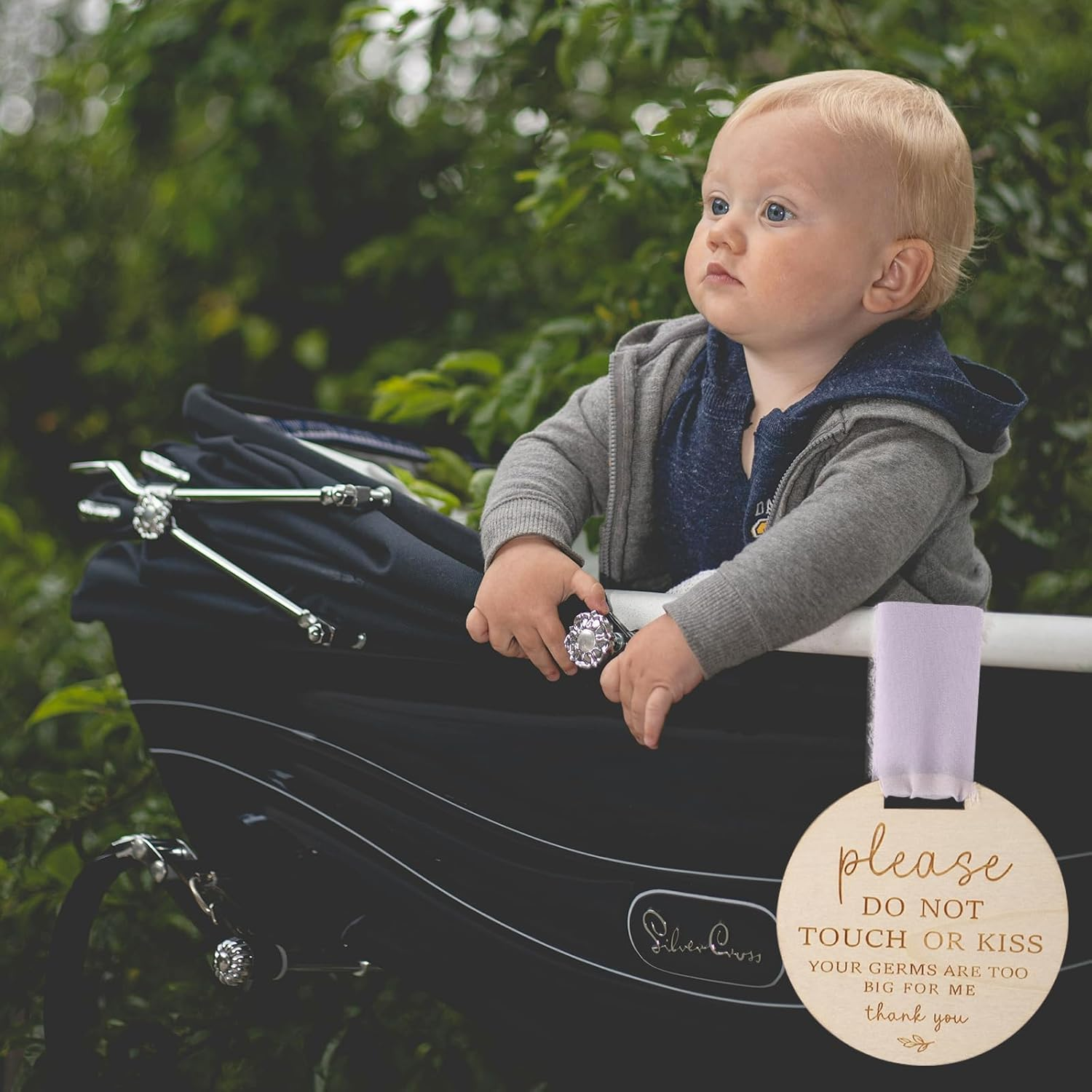 Please Do Not Touch or Kiss Baby Sign, Wooden Don'T Touch Baby Sign for Car Seat Baby Stroller Tag with Ribbon No Touching Baby Signage for Baby Newborn