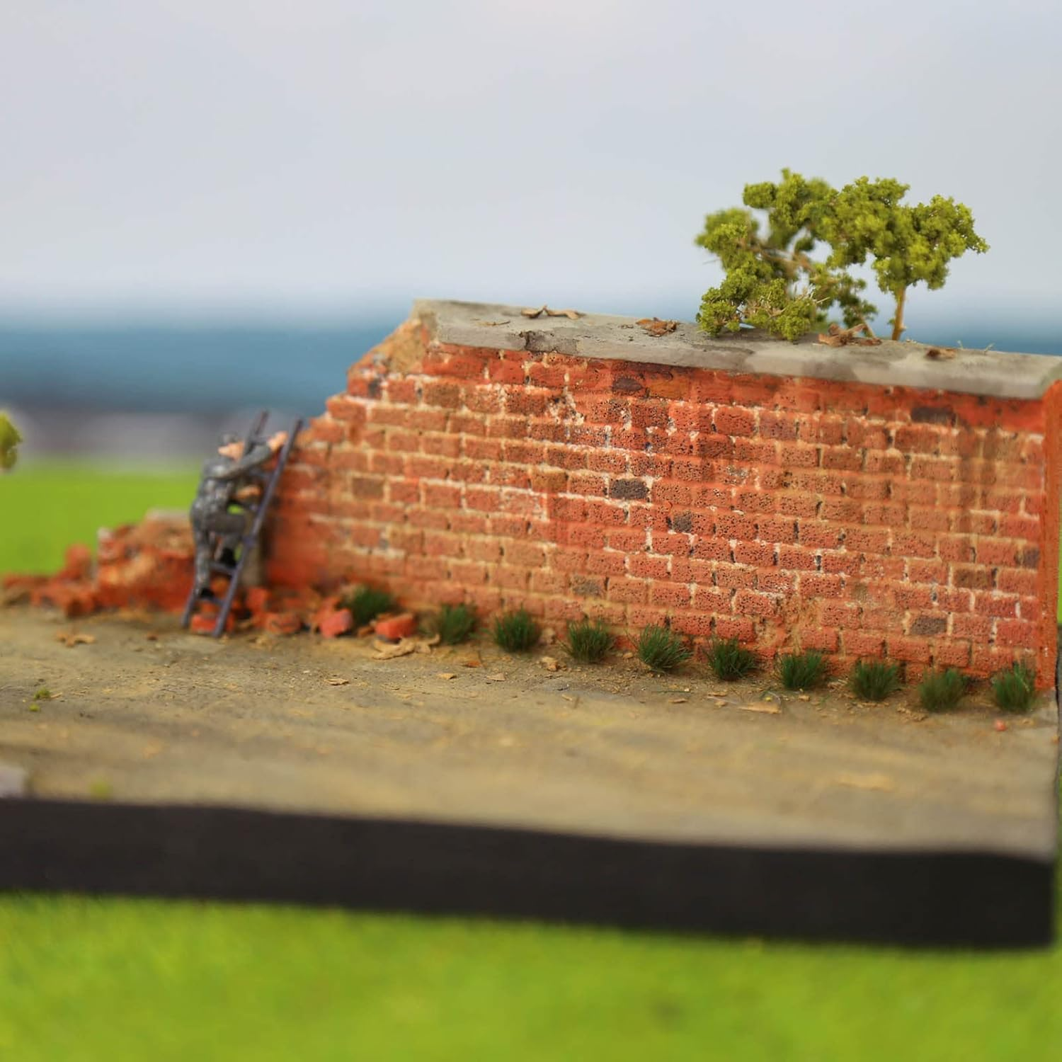 208 Pcs Static Grass Model Grass Tufts Railway Artificial Grass Miniature Grass Tuft Terrain Kit for DIY Model Terrain Scenery Railway Fairy Garden Diorama Scenery(Green, Small) image number 1