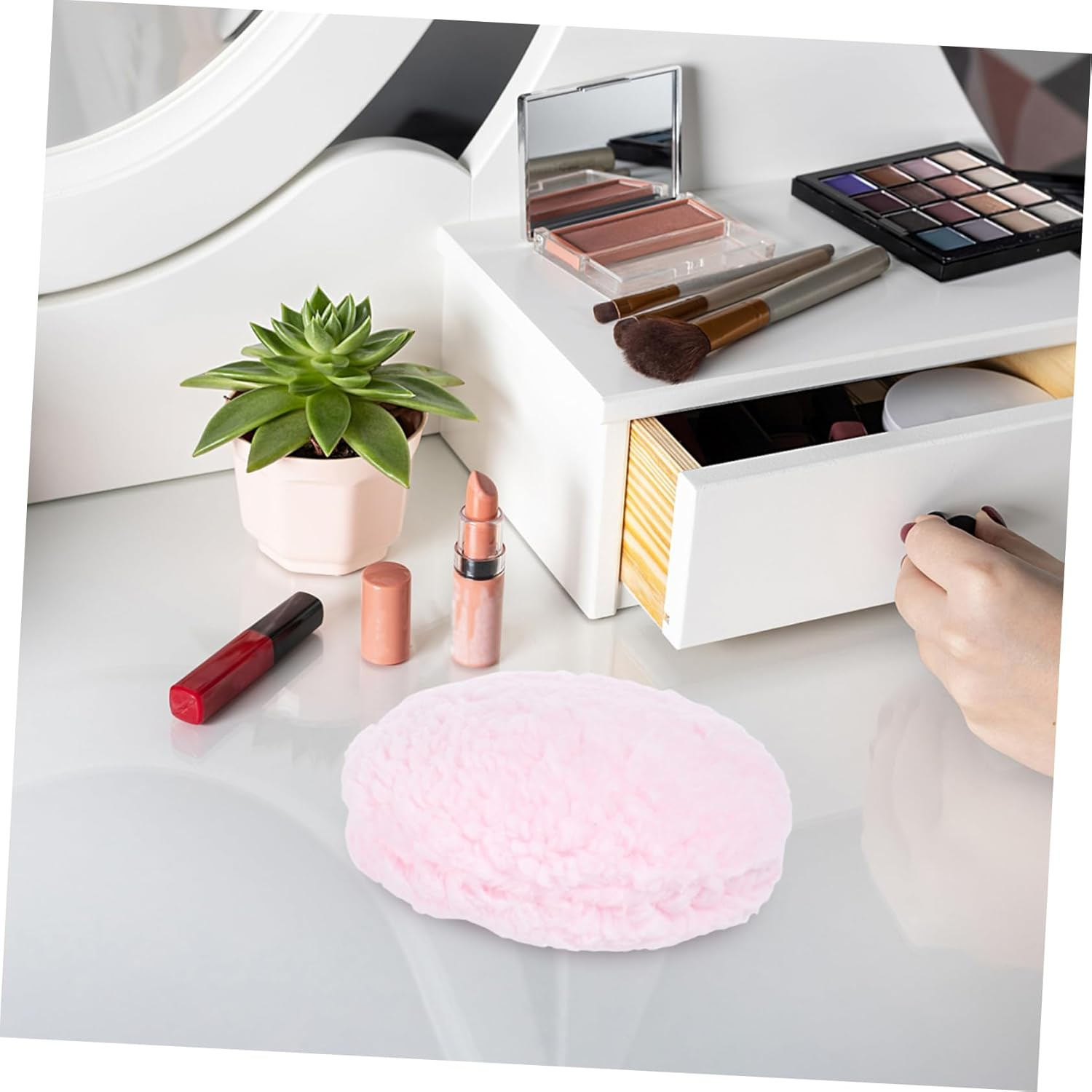 MOKKHNB Large Fluffy Body Powder Puff Dusting Puff for Face and Body Gentle Application Efficient Dust Removal for Women Stylish Pink Design image number 4