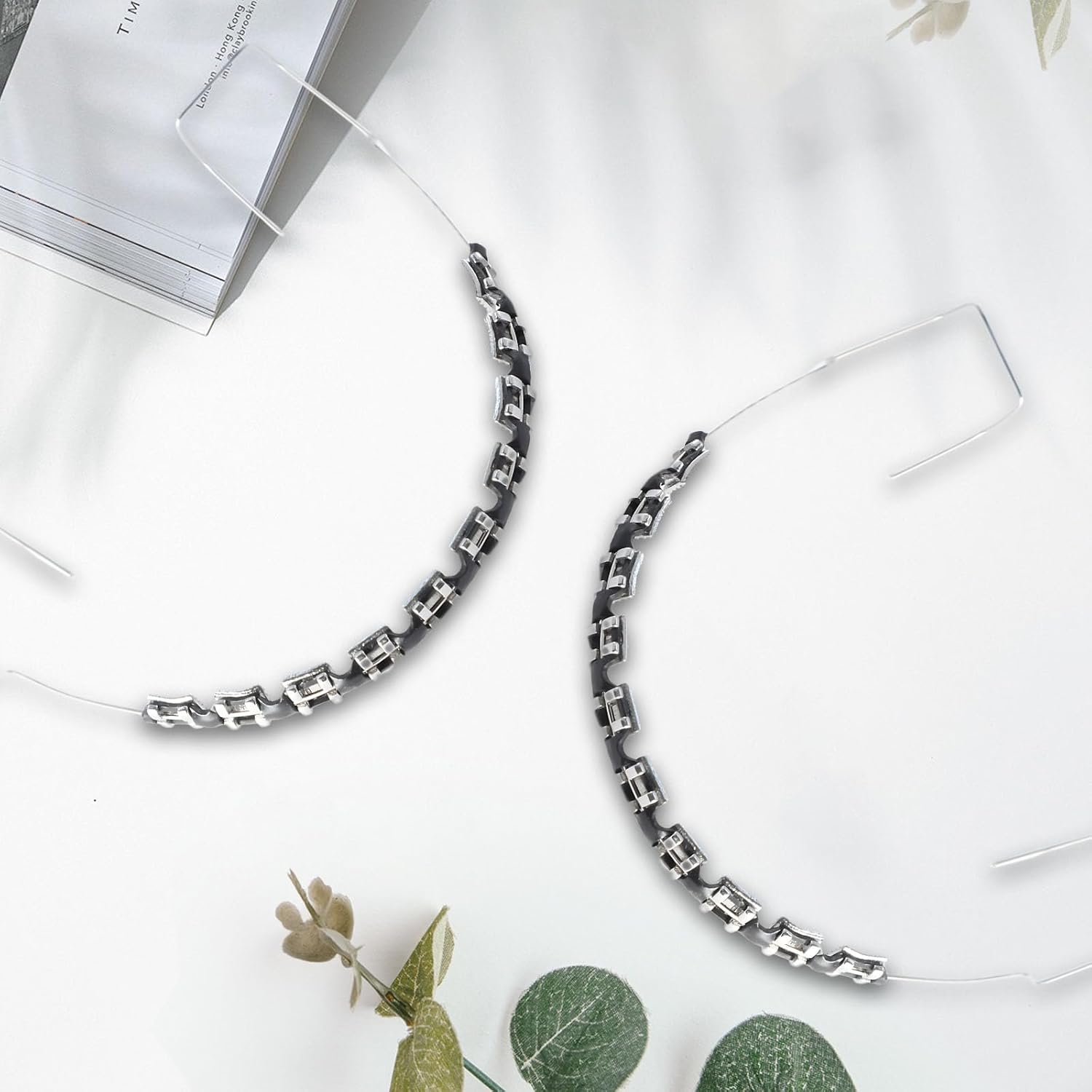 1 Pair of Temporary Tooth Decoration, Teeth Retainer Practical Brackets Para Dientes Sturdy Retenedores De Dientes Ortodoncia Props for Dental Students to Practice (Black) image number 2