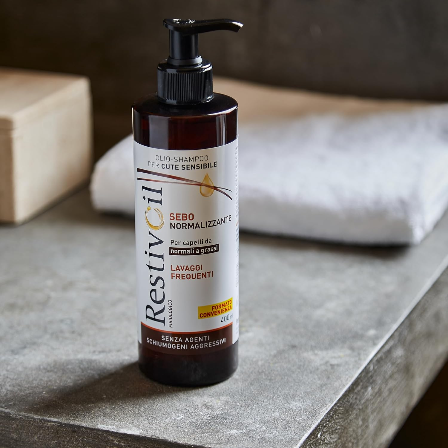 Restivoil Physiological Care Shampoo for Hair, Physiological Oil with Moisturising Effect, Protects and Repairs, for Normal to Oily Hair, 400 Ml image number 1