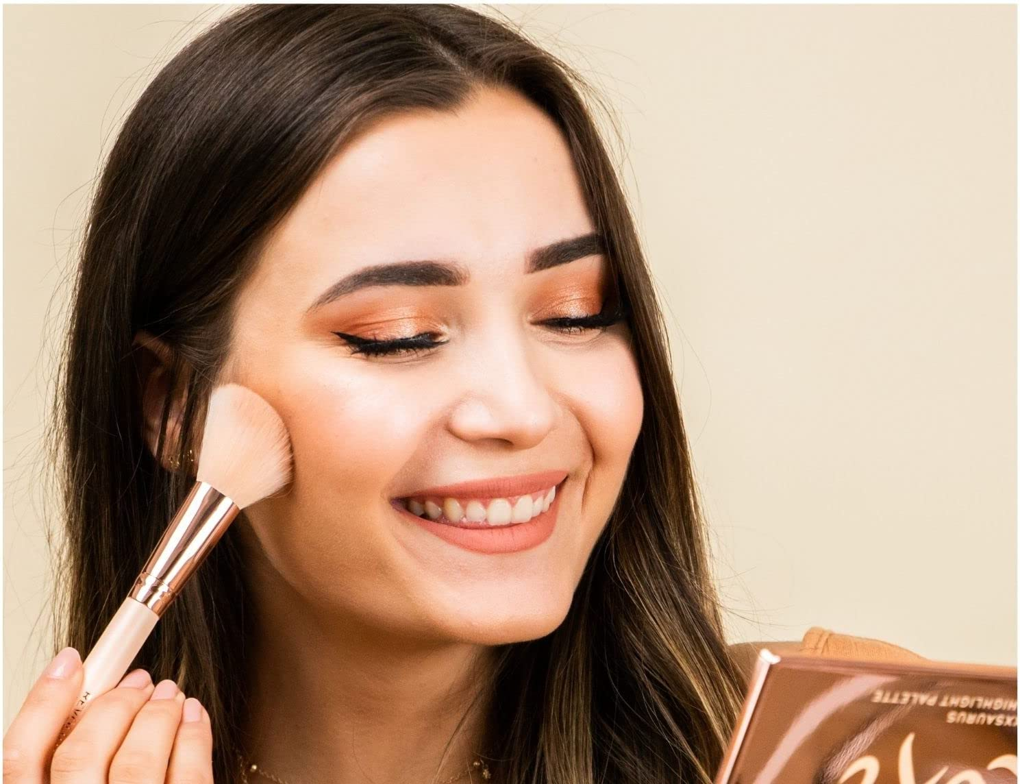 Revolution X Roxxsaurus Highlight & Contour Palette image number 1