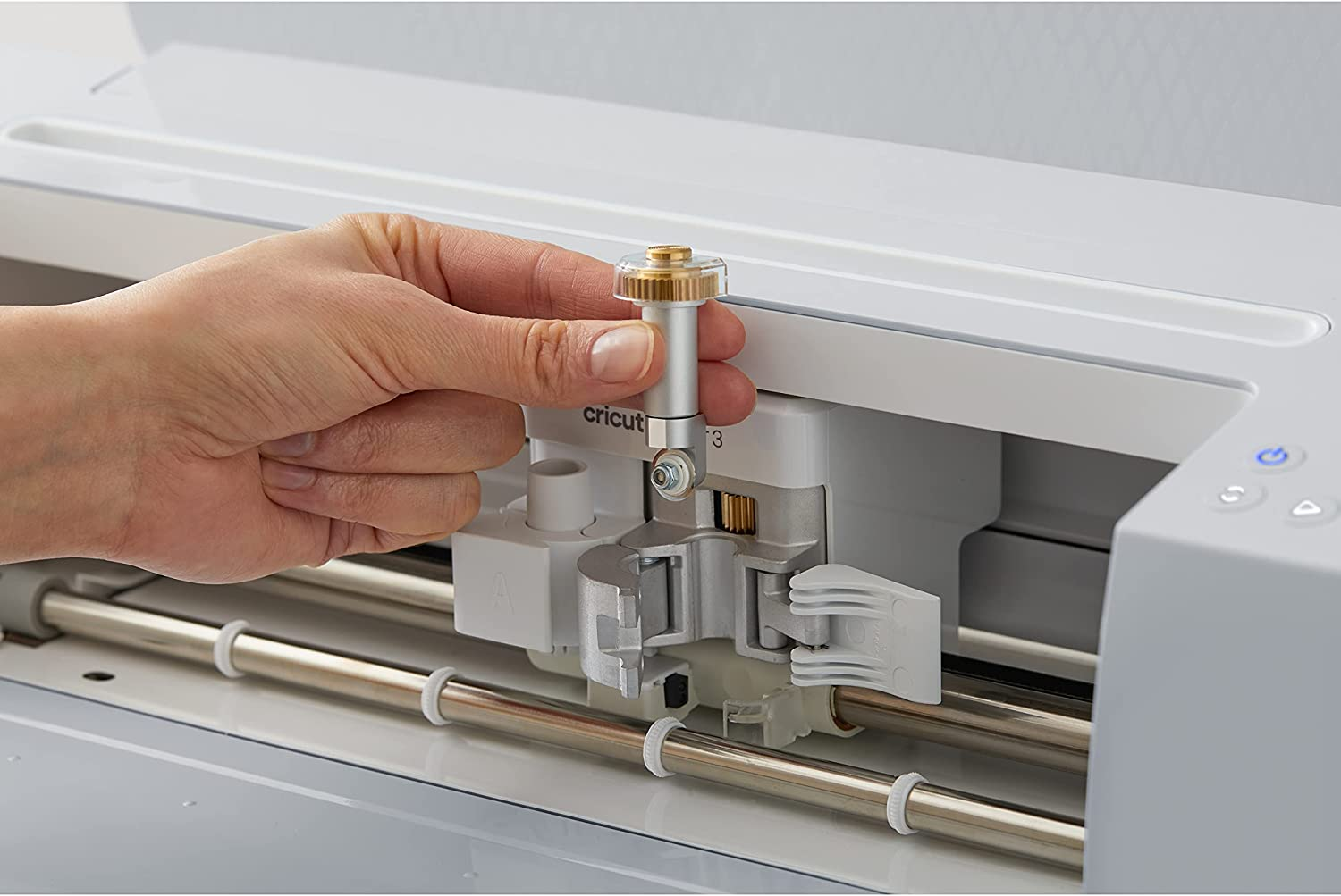 Cricut Rotary Blade + Drive Housing, Hard and Durable Cutting Blade with Drive Housing, Cuts Delicate Papers & Unbacked Fabric for Personalized Projects, Compatible with Cricut Maker Cutting Machine image number 3