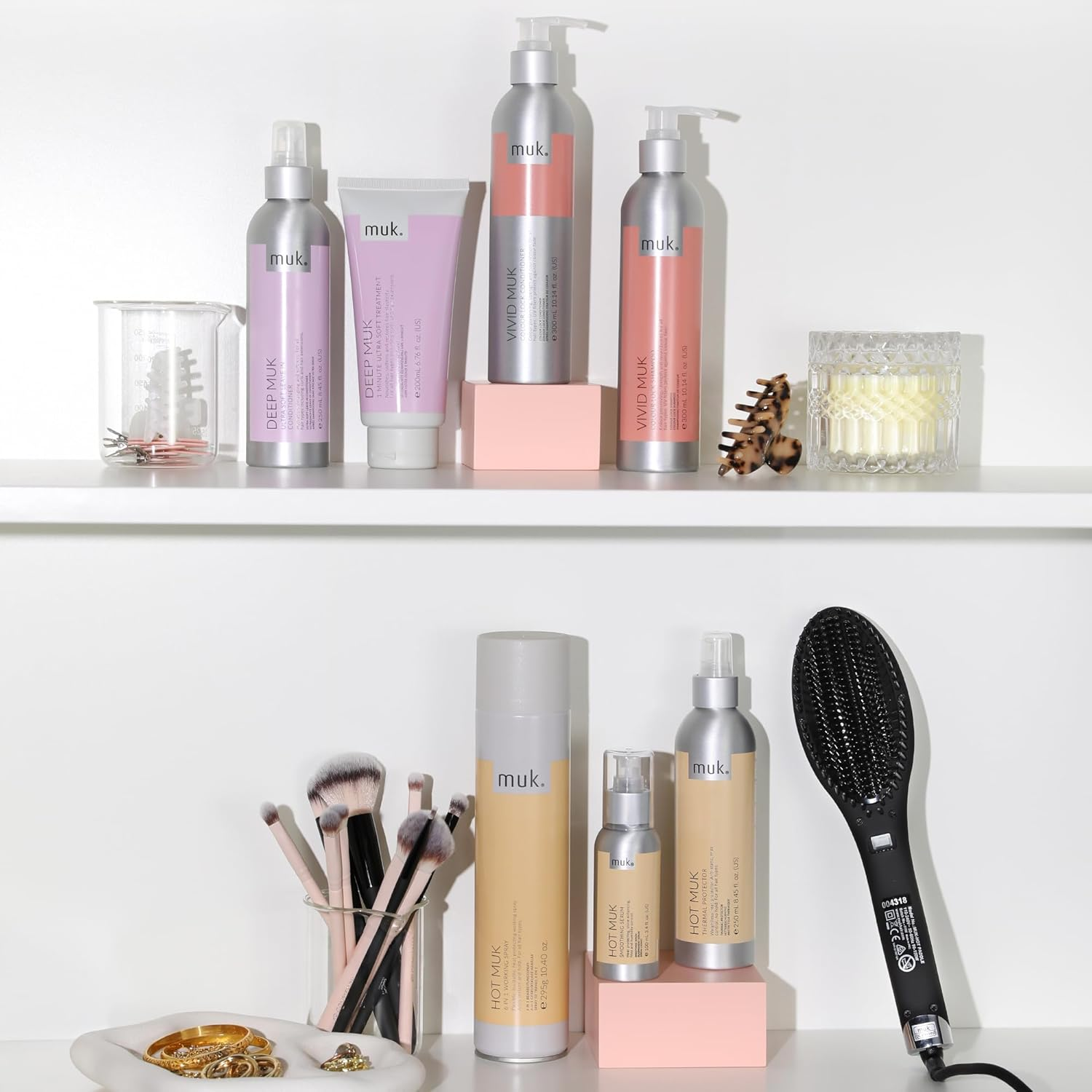 MUK. Hot Paddle Brush Professional Series - Hot Hair Brush Ceramic Tourmaline Coated Bristles for Frizz Free Styling. 5 Temperature Settings with LED Display, Professional Hair Straightener Brush image number 5