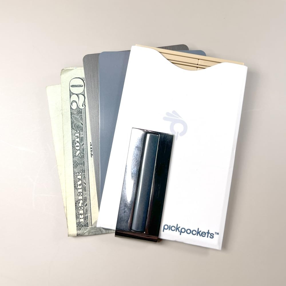 Pickpockets&reg; 100 Count &ndash; First Interdental Toothpicks Designed to Fit and Travel with Us in Our Wallet for an Easy Access to a Dental Pick &ndash; Includes a RFID Blocking Protective Card Sleeve image number 4