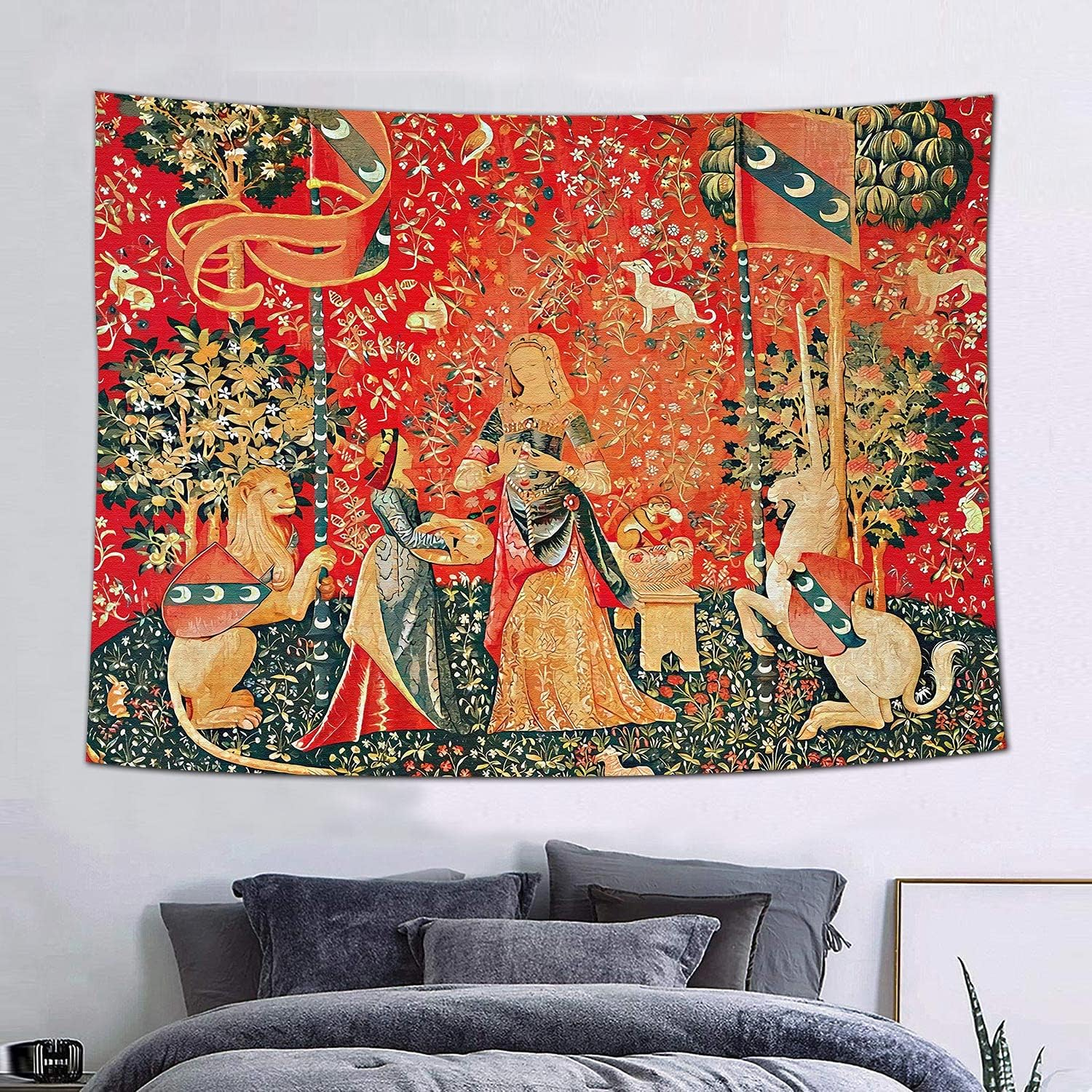 FEASRT Medieval Lady Tapestry European Royal Tapestry Lady and Unicorn Tapestry for Bedroom Living Room Apartment Dorm Decor Wall Hanging Tapestries 80X60 Inches GTDSAY76