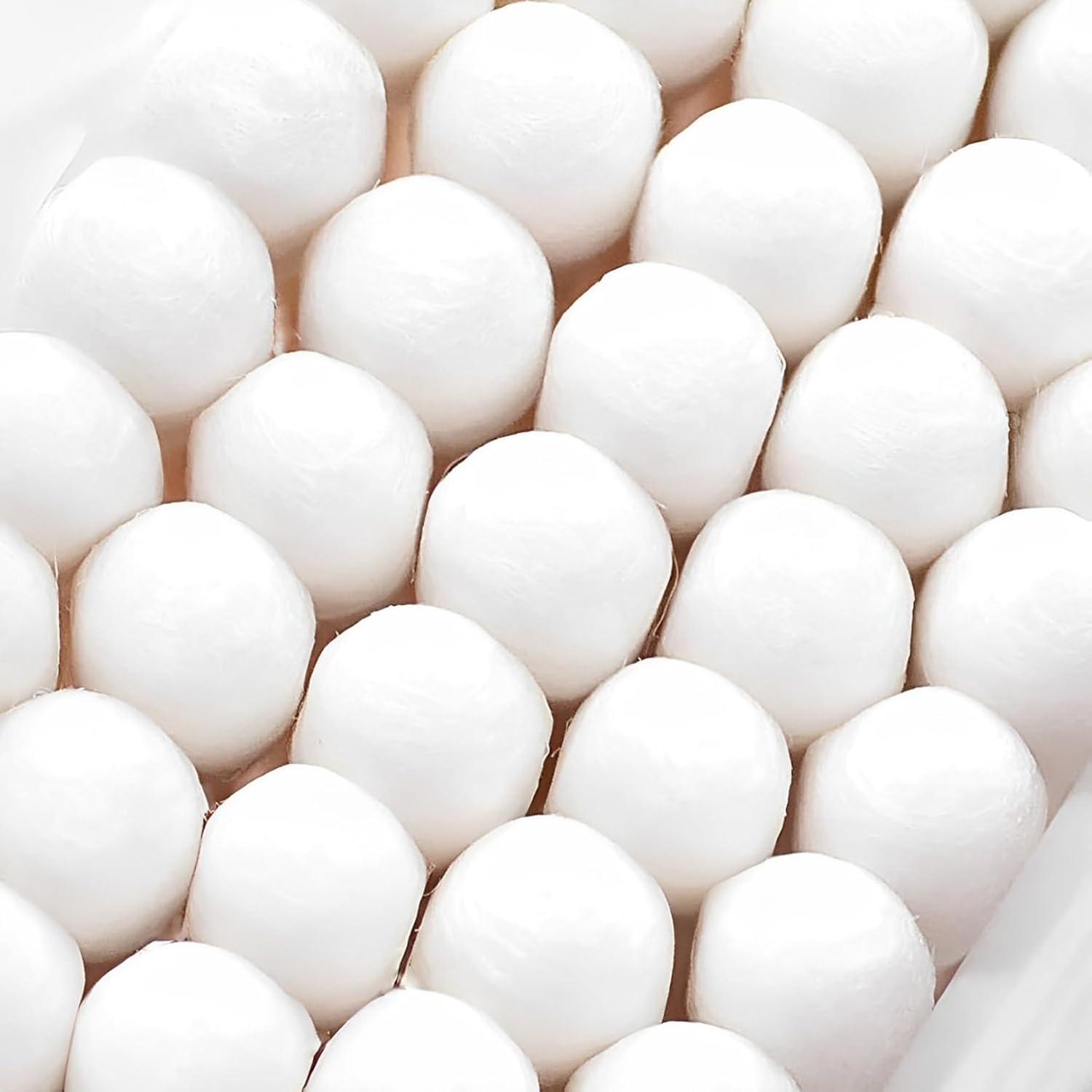 600 Pcs Cotton Buds, Ear Buds Cotton, Cotton Swabs, Ear Cotton Buds, Bamboo Cotton Buds, Multipurpose Cotton Swabs, Biodegradable Ear Cotton Buds, for Ear Cleaning Makeup Cleaning image number 1