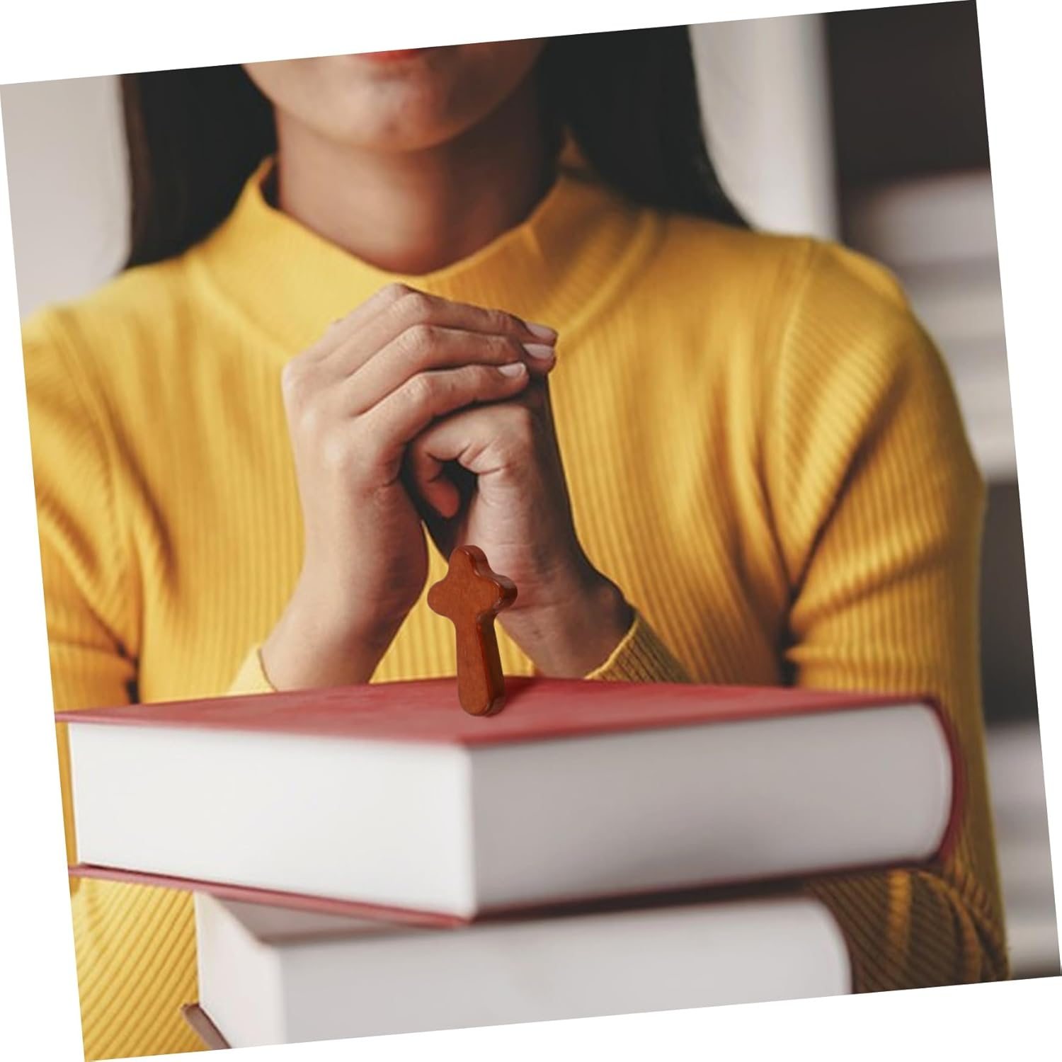 ZUNOXAZ 3Pcs Small Hand Held Wooden Jesus Crosses Prayer Crosses Pocket Cross for Christian Gifts