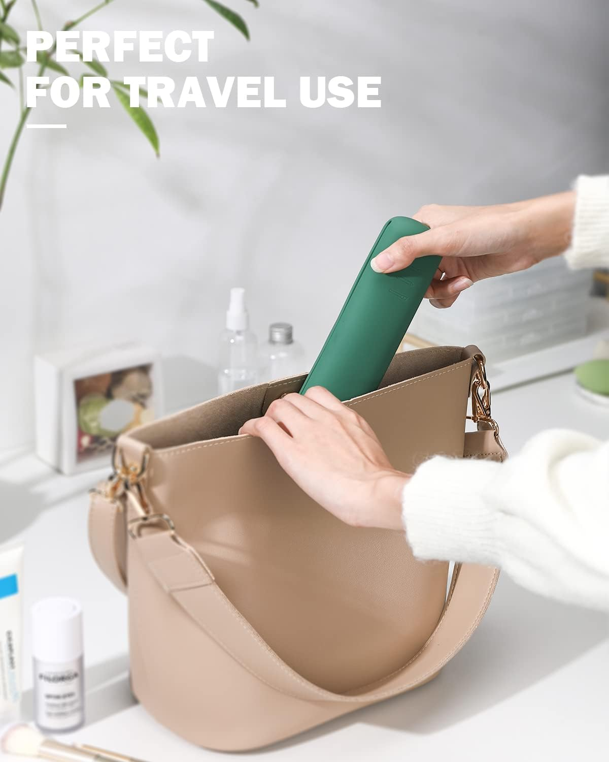 BEZOX Travel Makeup Brush Holder with Strong Magnetic Buckle, Silicone Make up Brush Pouch Case, Cosmetic Brush Mini Bag - Green