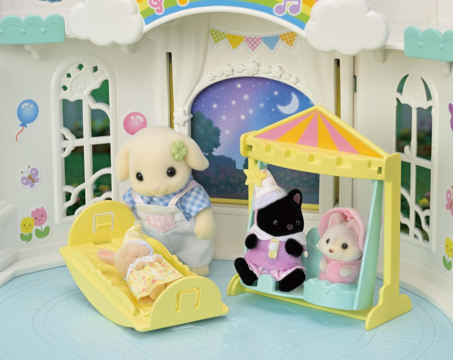 Sylvanian Families - Sunny Castle Nursery image number 3