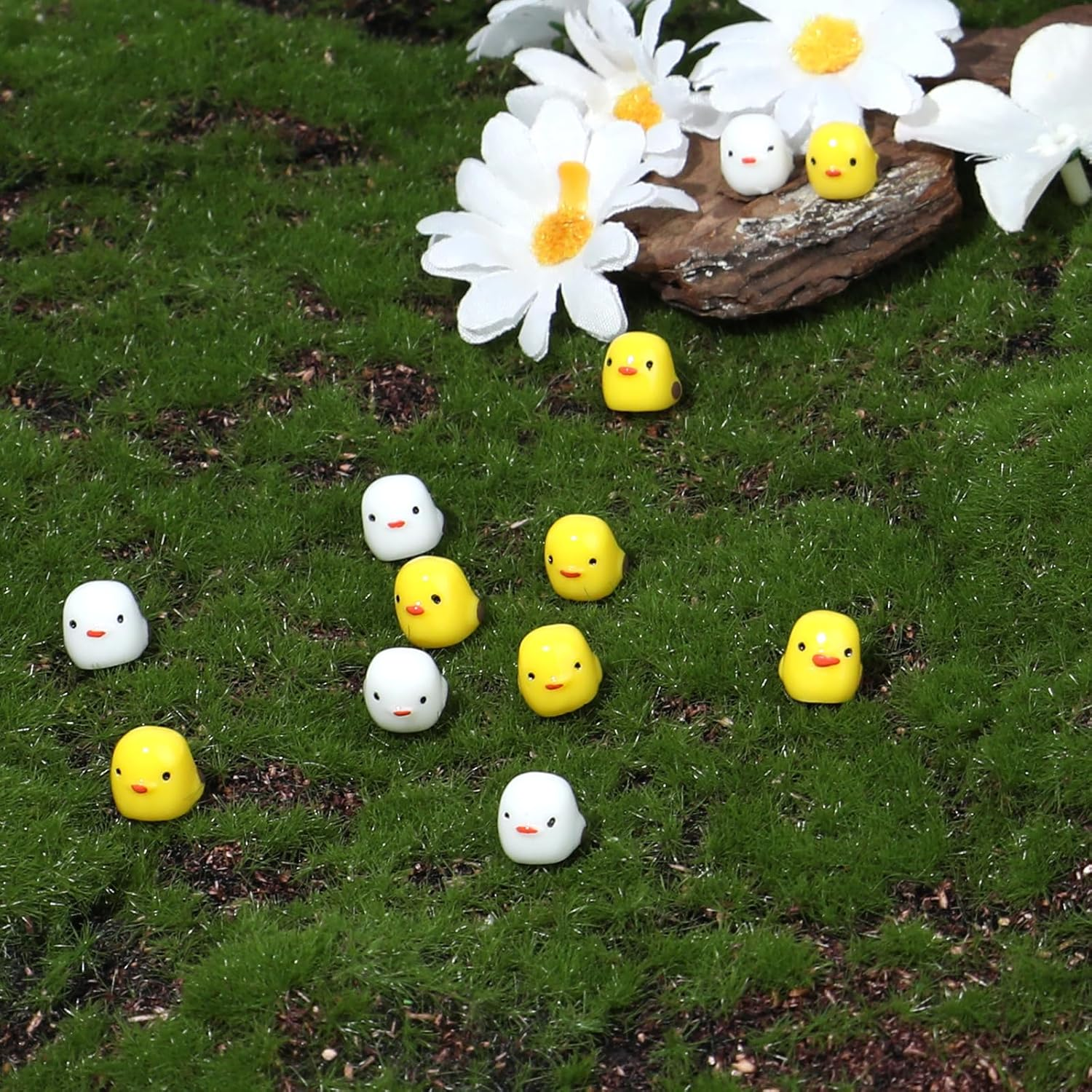 Hariendny 100 Pcs Tiny Chicken Figurines Mini Resin Chickens Model Mini Plastic Chickens Miniature Figurines Miniature Garden Ornaments Accessories for Home Decoration DIY Craft(Yellow&White) image number 6