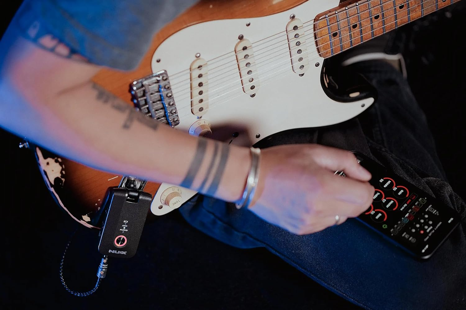 NUX | Mighty Plug Pro Headphone Amp for Guitar and Bass Players in a Pocket-Size and Pocket-Friendly Format image number 3