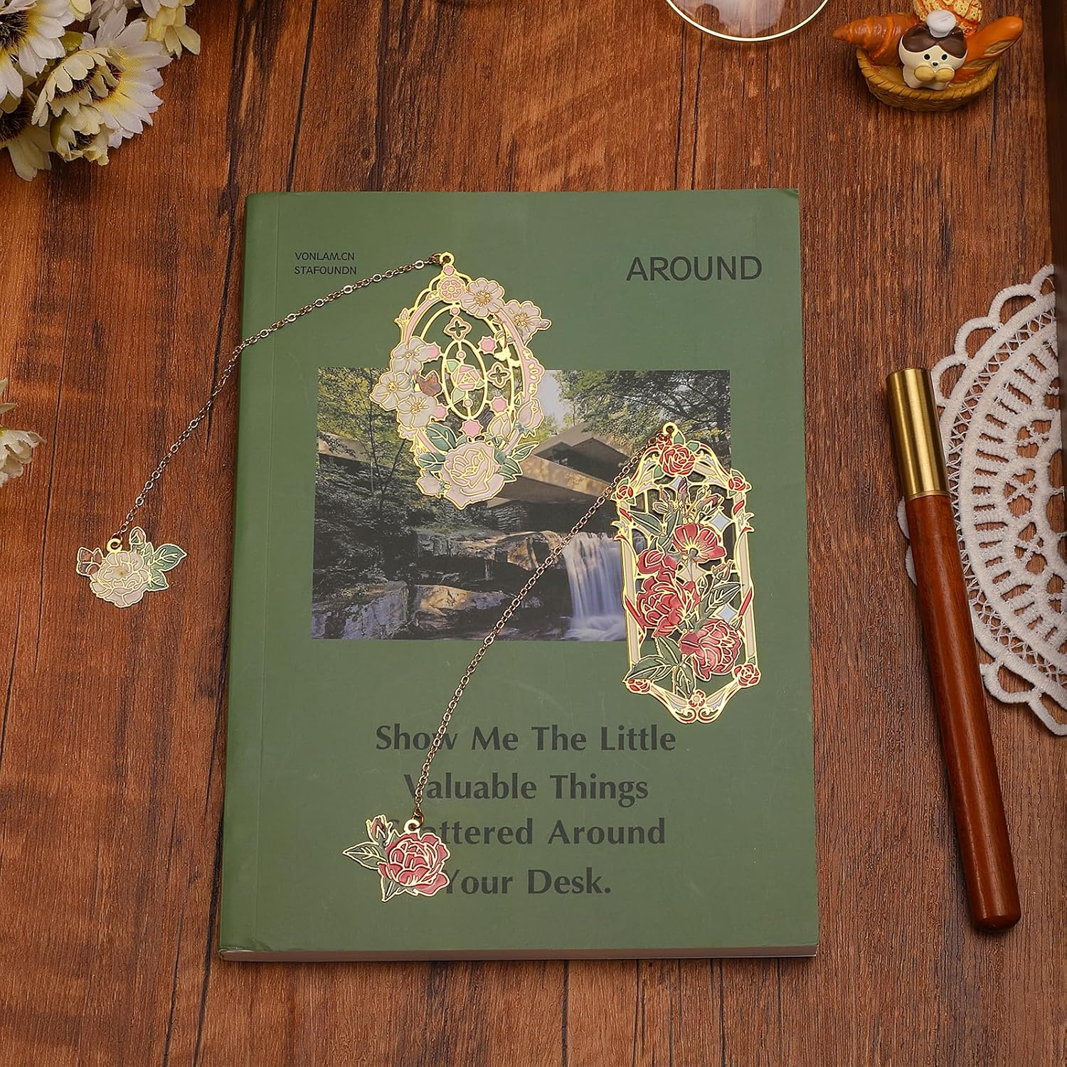 Metal Bookmarks 2 PCS, Sgbvzbd Bookmarks for Reading Women, Pretty Bookmarks for Women, Beautiful Metal Bookmark, Red Rose Bookmark and White Rose Bookmark(Bkm-043-001) image number 6