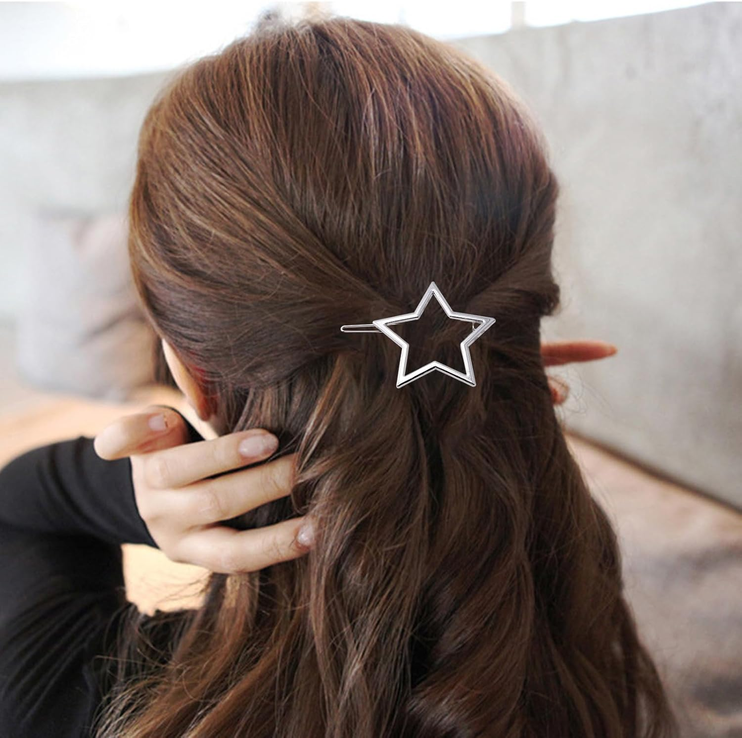 Aikeis 4 Pack Metal Star Hair Clips for Women Girls Chic Simple Fashion Hair Accessories Simple Hair Accessories (Gold, Silver) image number 2