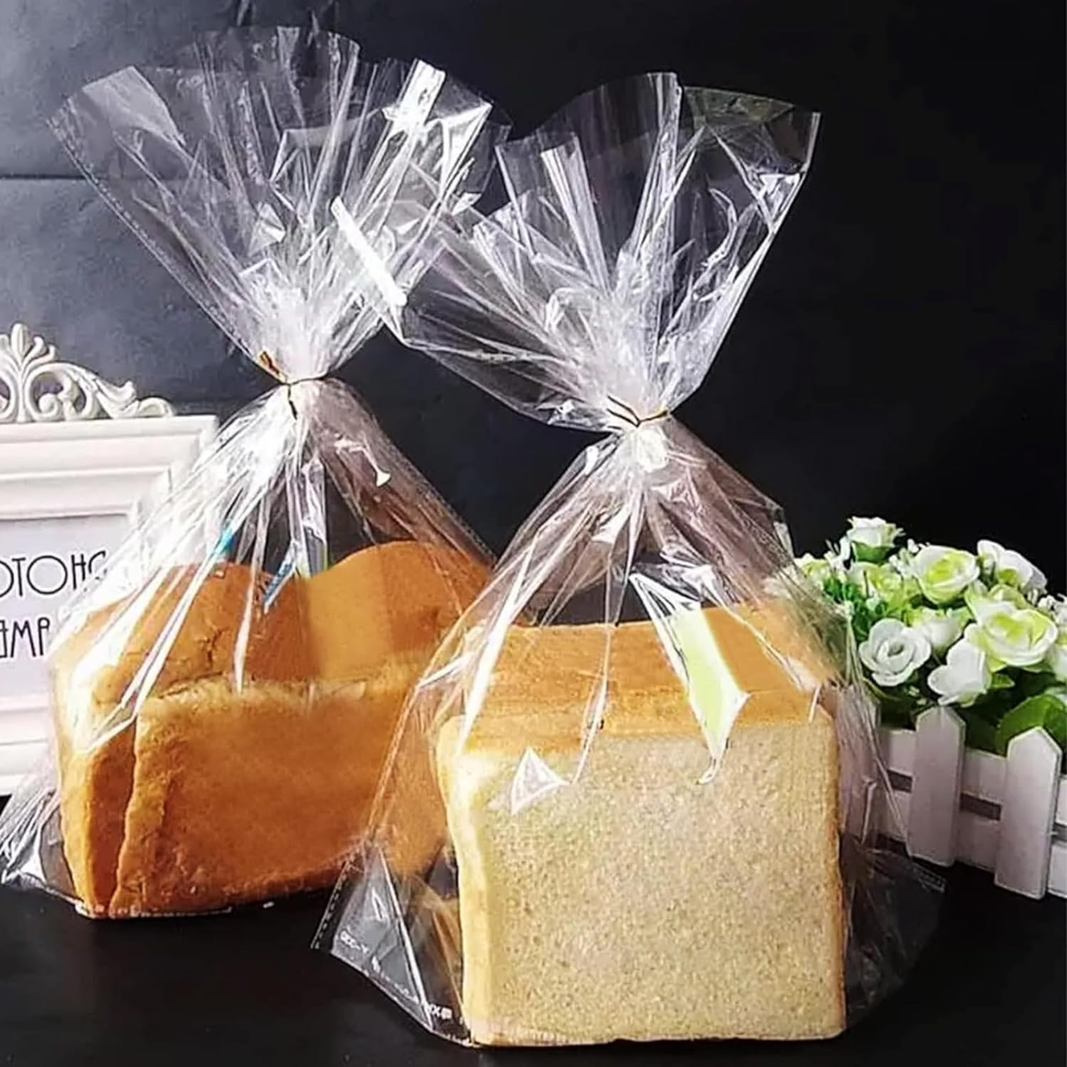 MAIHUO 100 Pack Cellophane Bags Large,With 100 Pcs Blue Pull Bows Ties and 100 Pcs 8Cm Gold Twist Ties,Cellophane Bags (18X28Cm) image number 5