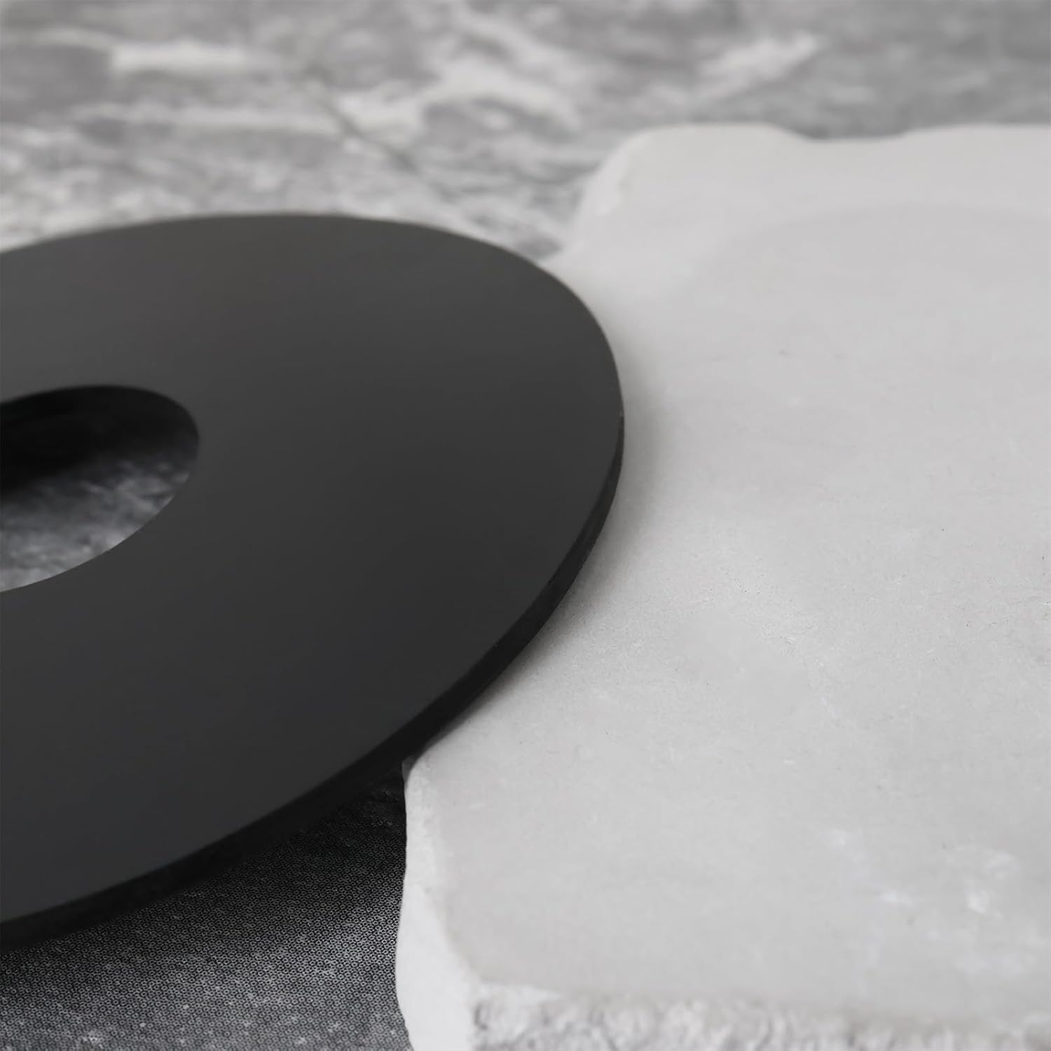 Ecsing 4Pcs Water Tank Sealing Gasket Embedded Water Tank Sealing Rubber Ring Compatible with Ideal Standard Cistern 74X22X2Mm Black