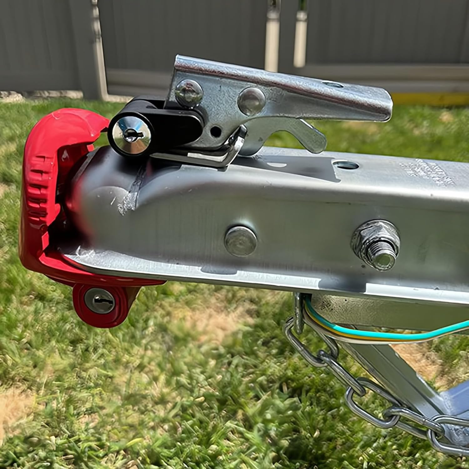 Taoluwin Trailer Hitch Lock Universal Adjustable Fit 1-7/8" 2" 2-5/16" Couplers, Heavy Duty Weatherproof Caravan Hitch Lock, Anti-Theft RV Locks for Trailers, Trucks, Boats