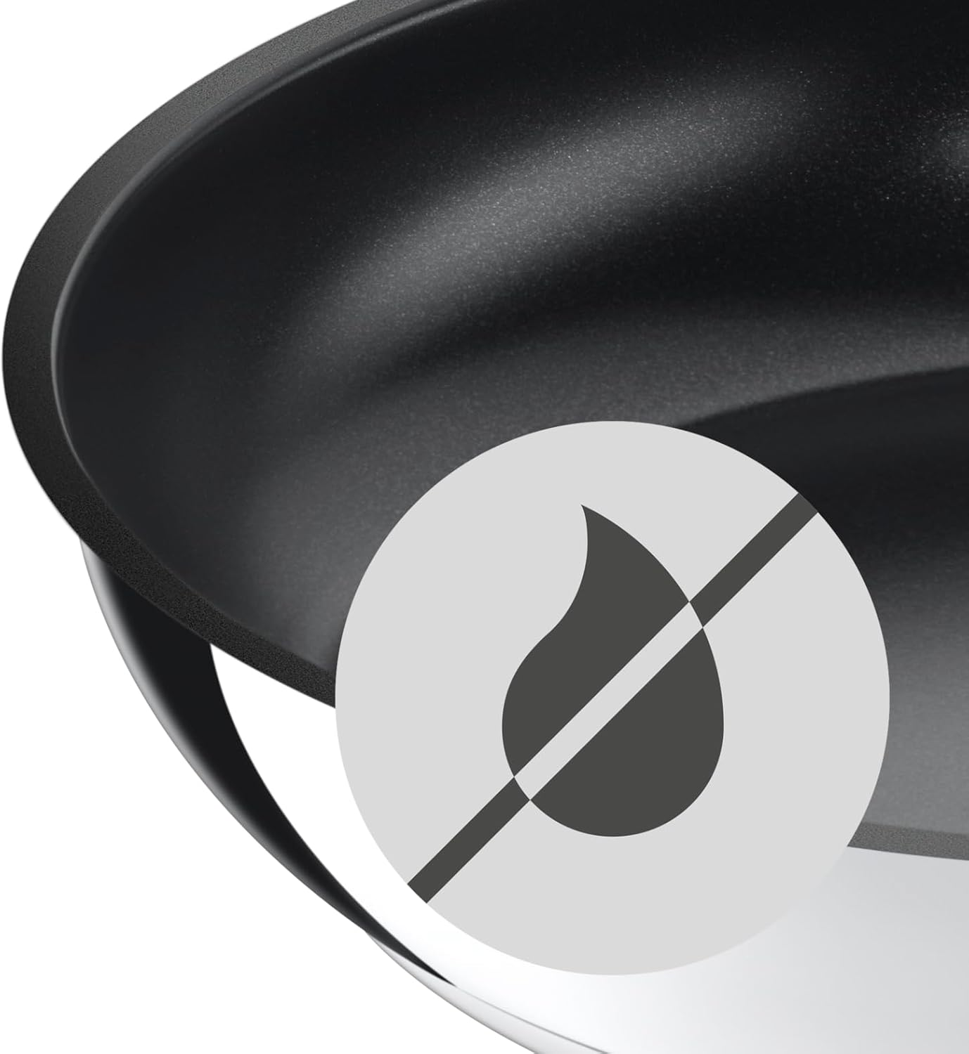 WMF Saut&eacute; Pan 28 Cm Induction Casserole Dish with Lid 5.0 L Cromargan Stainless Steel Coated, Oven-Safe, High Rim image number 3