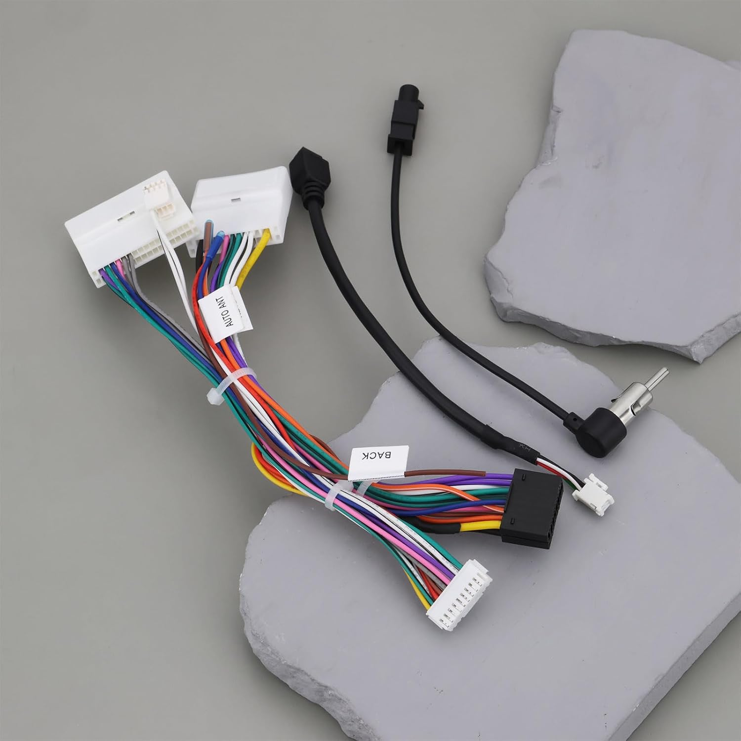 Car Stereo Harness Adapter Wire Connector Compatible with Reynolds Dacia 2017