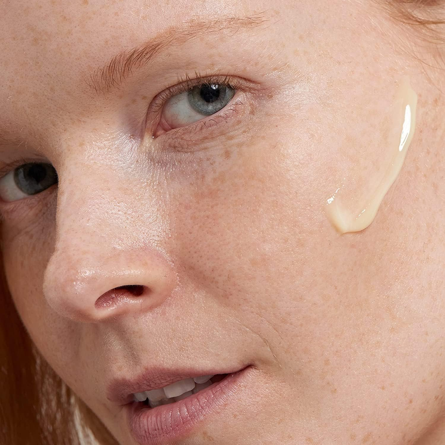 The INKEY List 1% Retinol Serum Fights Wrinkles and Signs of Ageing 30 Ml image number 4