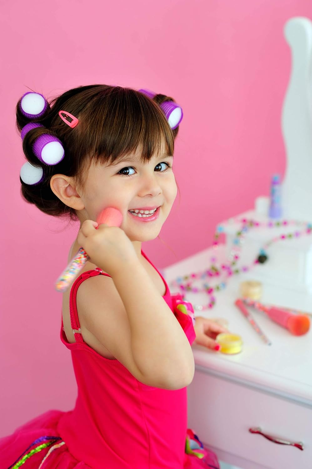 Oh Flossy FL185224 Deluxe Makeup Set image number 2