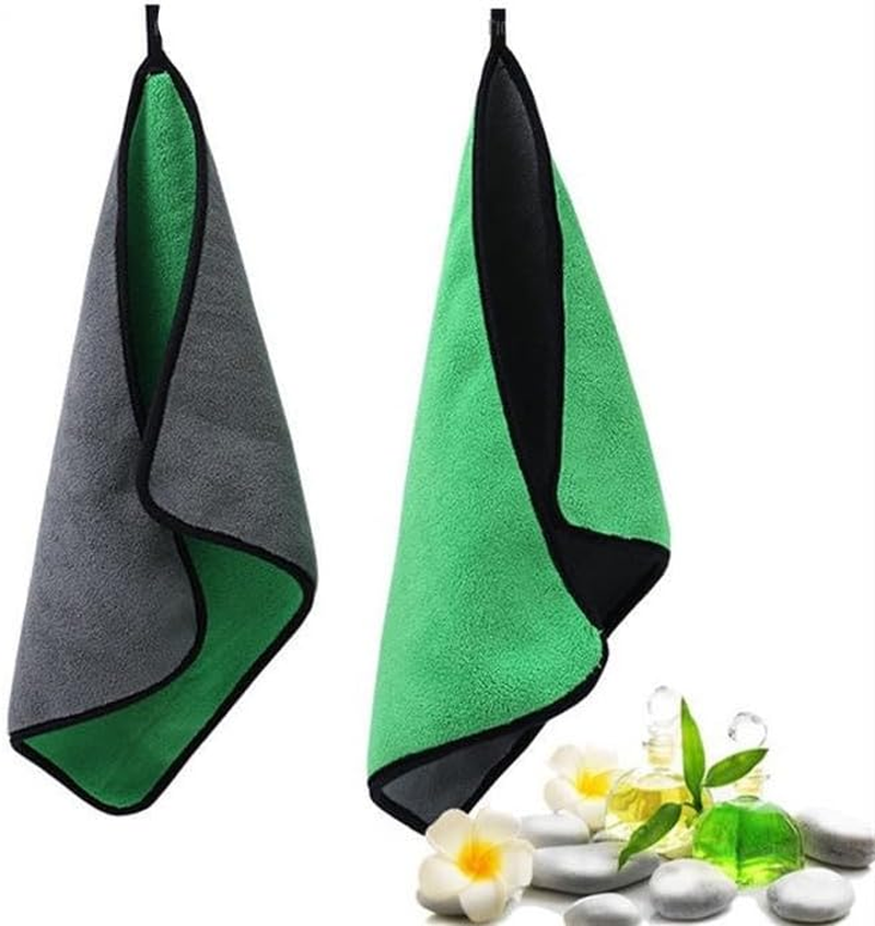 KUTKUT Microfiber Towel for Puppies Kittens Dog & Cats, Super Absorbent Quick-Drying Soft Lint Free Small Bath Towel for Pets (Pack of 1, 30 * 30Cm) image number 4