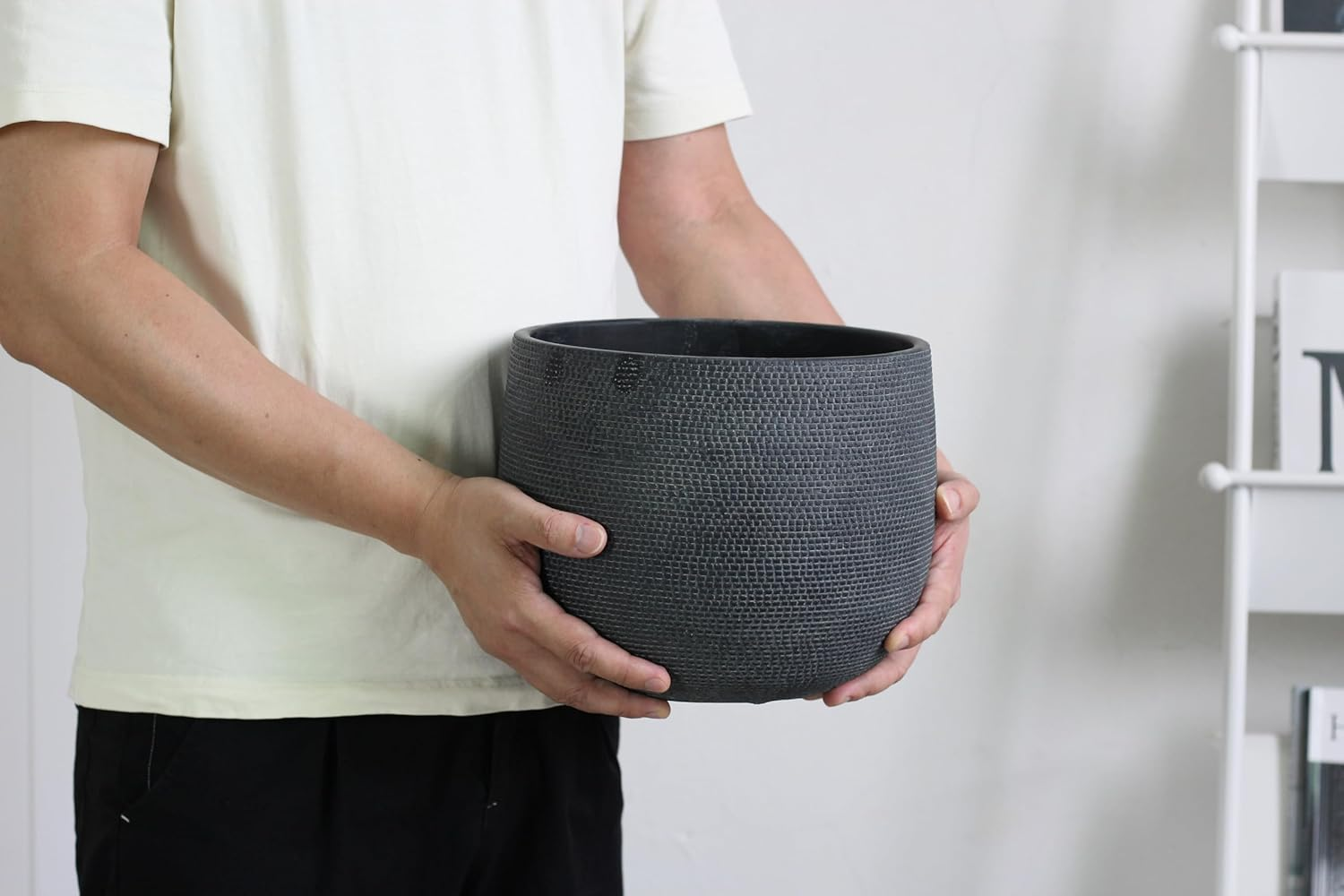 Olly & Rose Barcelona Ceramic Plant Pot Large 25Cm - Black Flower Pots - Plant Pots Indoor & Outdoor Planters