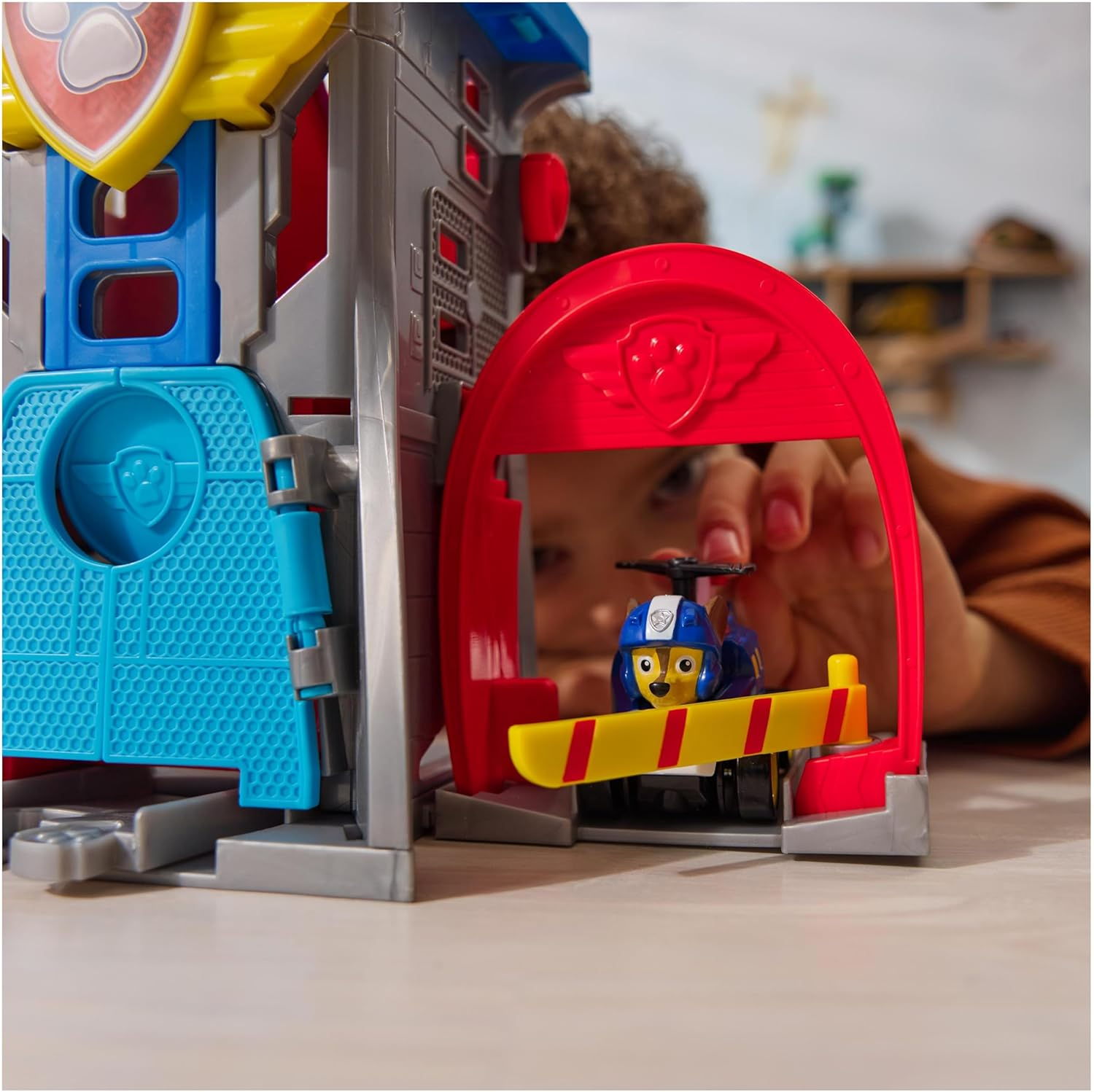 PAW Patrol: Air Rescue, Pup Squad Adventure Bay Airport Playset, with Chase Toy Car & PAW Patrol Vehicle Launcher, Kids&rsquo; Toys for Boys and Girls 3+ image number 2