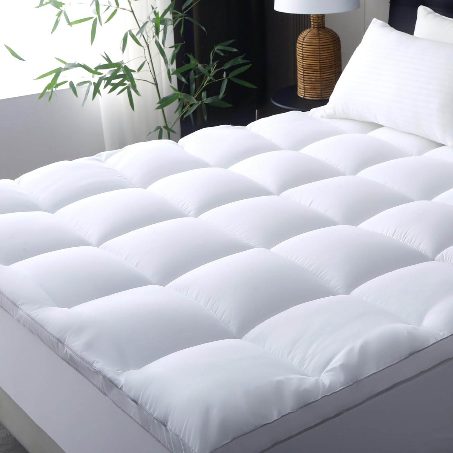 Forzzz Bamboo Mattress Topper Super King Size-Ultra Soft Hypoallergenic, Machine Washable, Stretch to 45Cm Deep Pocket Thick Mattress- 1000GSM Luxury Hotel Style-White-Super King image number 5