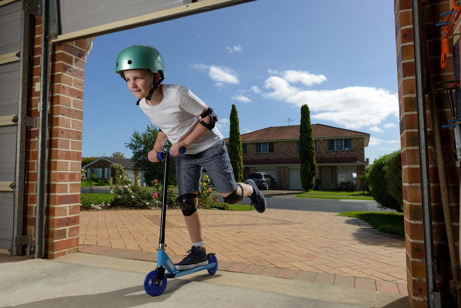 Chamberlain 774AML Obstruction Detection Garage Door Safety Beam for Smart Garage Door Opener - Infra-Red with Rust-Resistant Brackets, Indicator Lights, 1 Year Warranty - Black image number 5