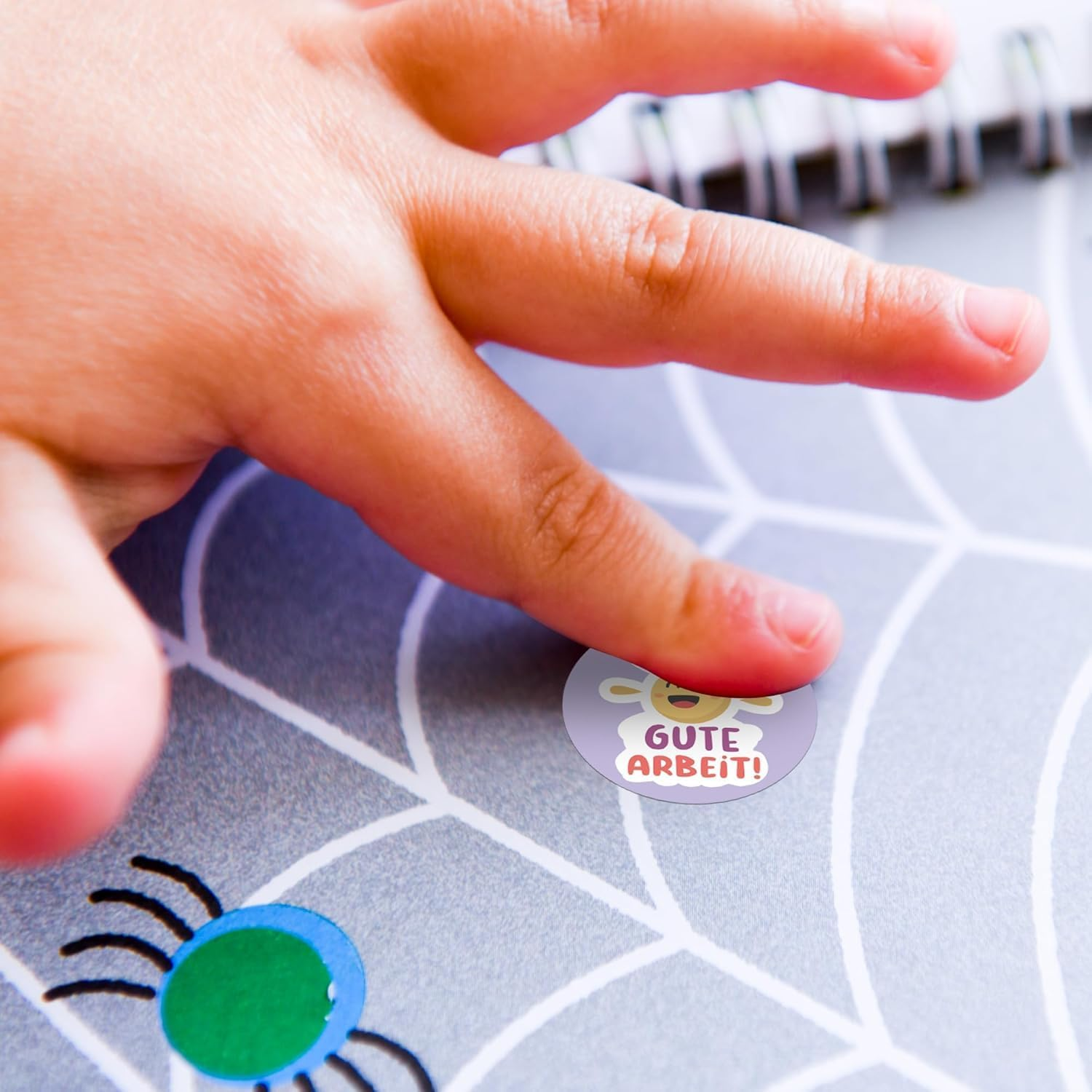 BIROYAL Pack of 1600 Reward Stickers, 25 Mm Motivational Stickers for Children, 32 Patterns Self-Adhesive Teacher Reward Stickers, German Reward Stickers for Teacher Supplies (Cartoon) image number 2