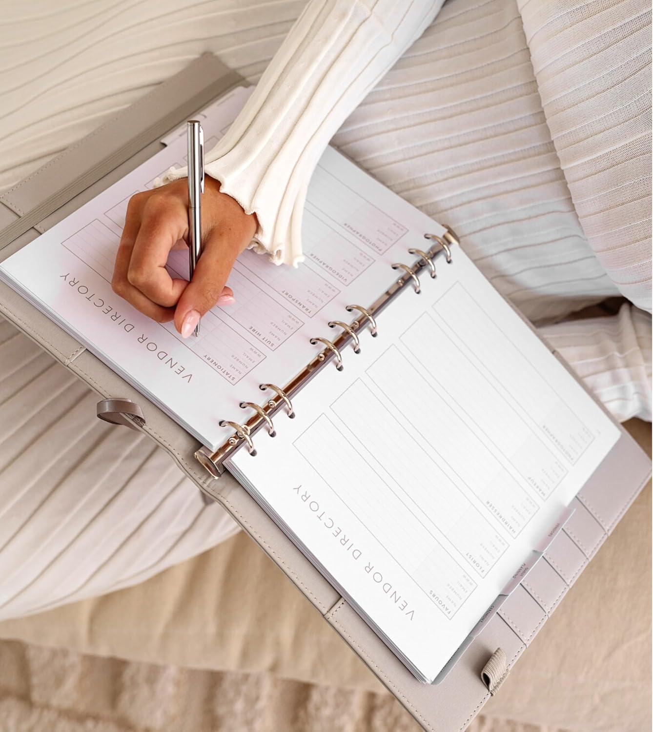 Wedding Planner Binder and Organiser for the Bride | Tissue Wrapped in a Gift Box | Ultra Thick Pages | This Elegantly Designed USA Planner Allows You to Plan Every Detail for Your Special Day image number 6