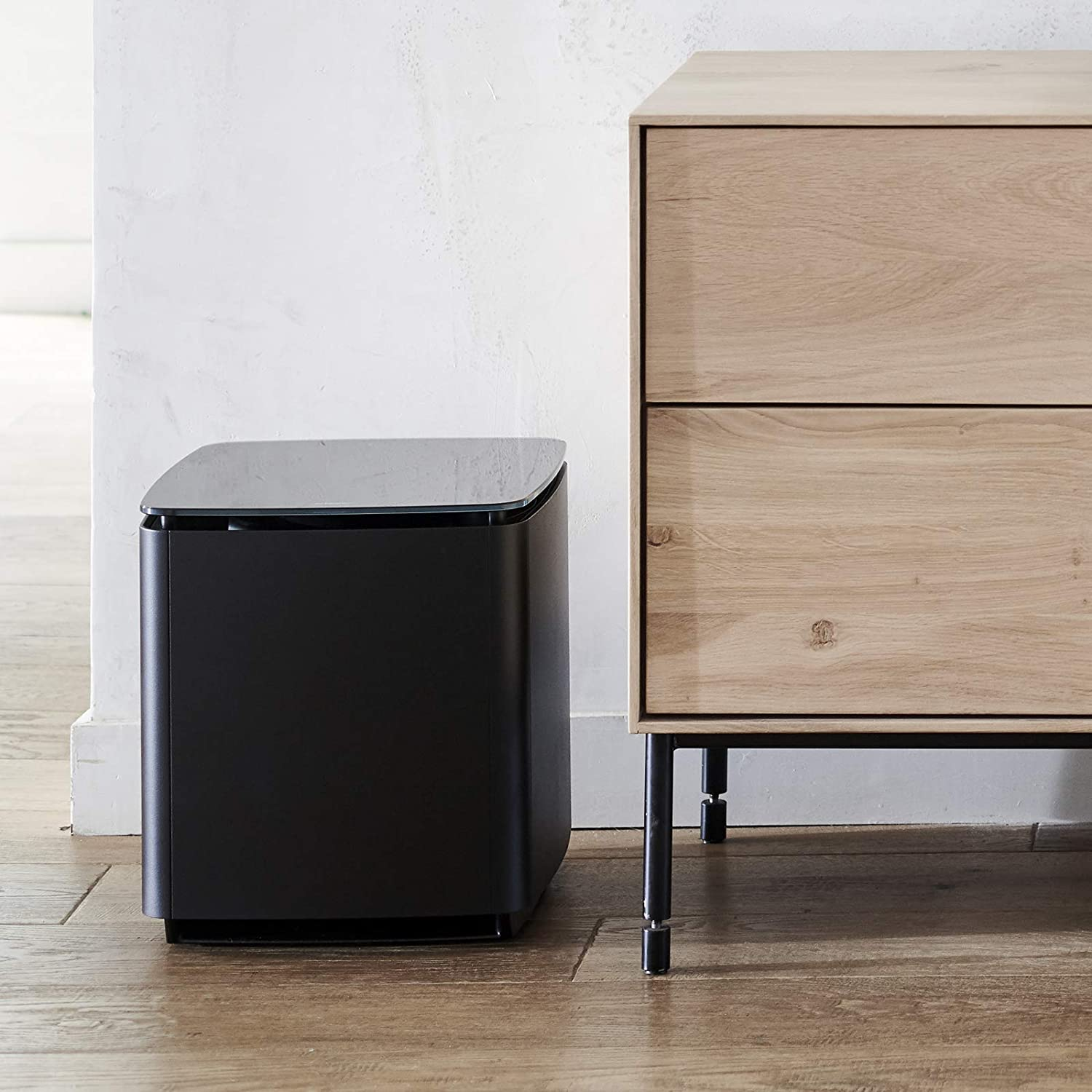 Bose Bass Module 700 - Black- Wireless, Compact Subwoofer - Black image number 2