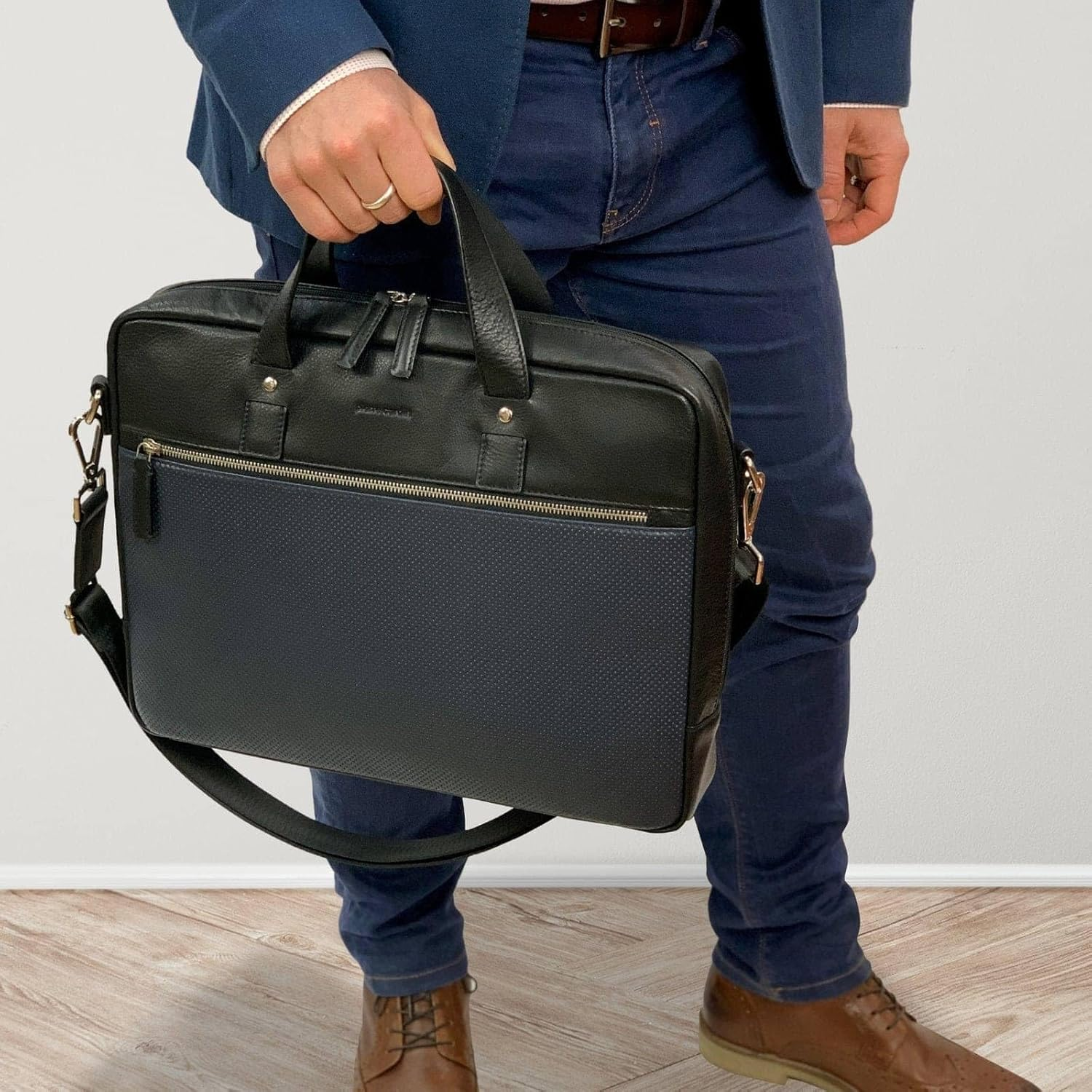 Pierre Cardin Mens Pebbled Leather Computer Laptop Bag Travel Overnight - Black image number 1