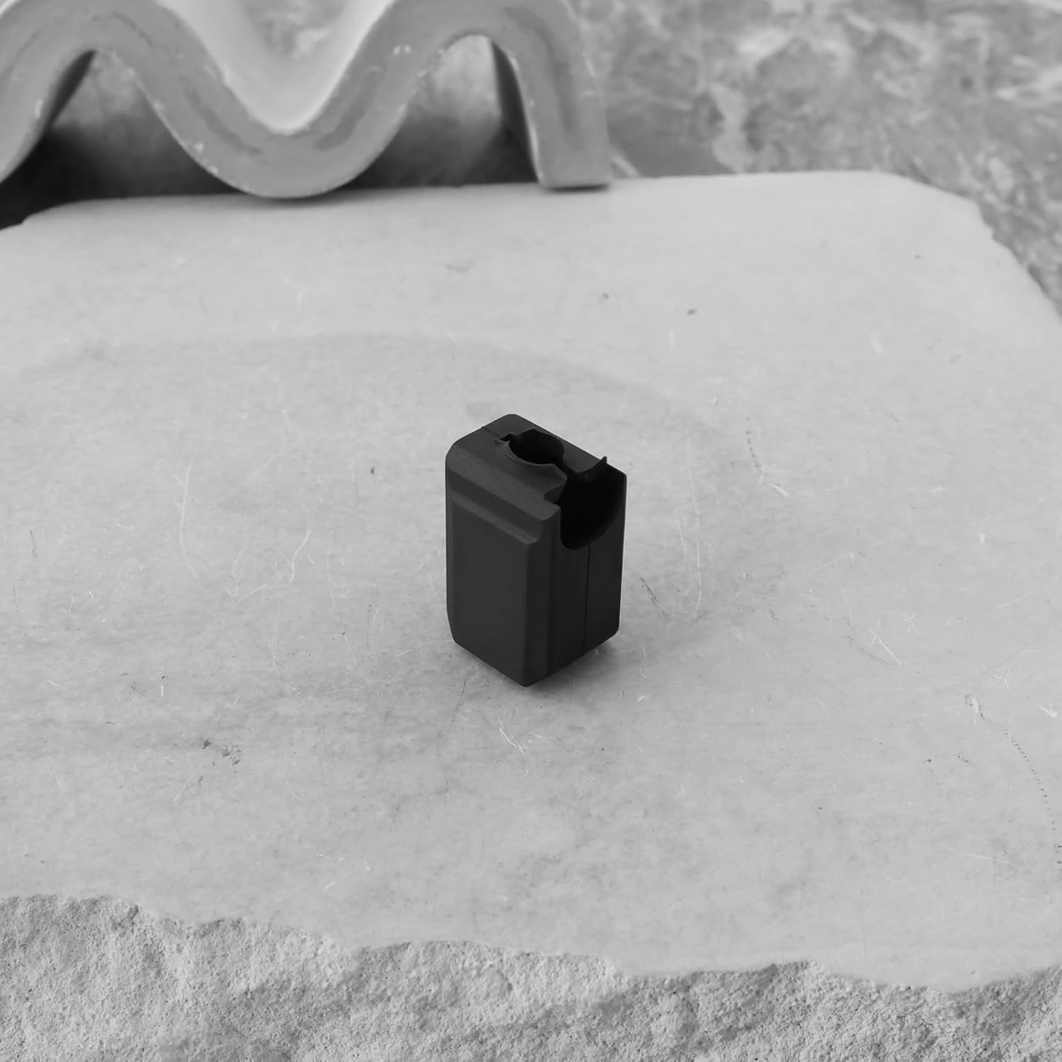 OTOTEC 4 Pieces 3D Printer Silicone Cover Socks 21.5 * 13.5 * 11.5Mm 3D Printer Accessories Compatible with Bambu Labs X1C P1P P1S X1 Black