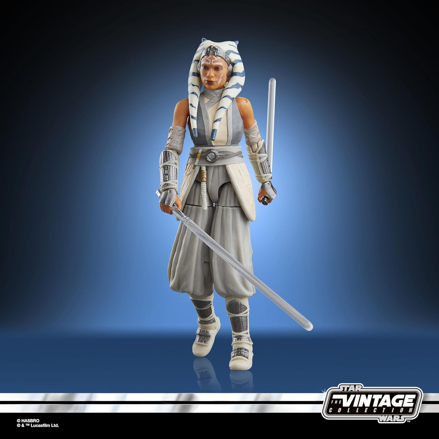 Star Wars the Vintage Collection Ahsoka Tano (Peridea), Star Wars: Ahsoka 3.75 Inch Collectible Action Figure image number 2