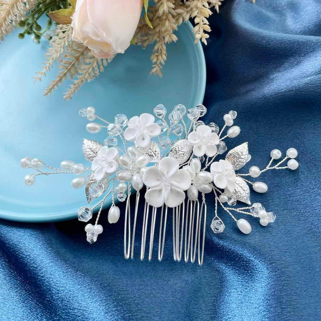 Resweky Bride Wedding Flower Hair Comb Pearl Bridal Hair Side Comb Pieces Bridal Hair Accessories for Women and Girls (Silver) image number 1