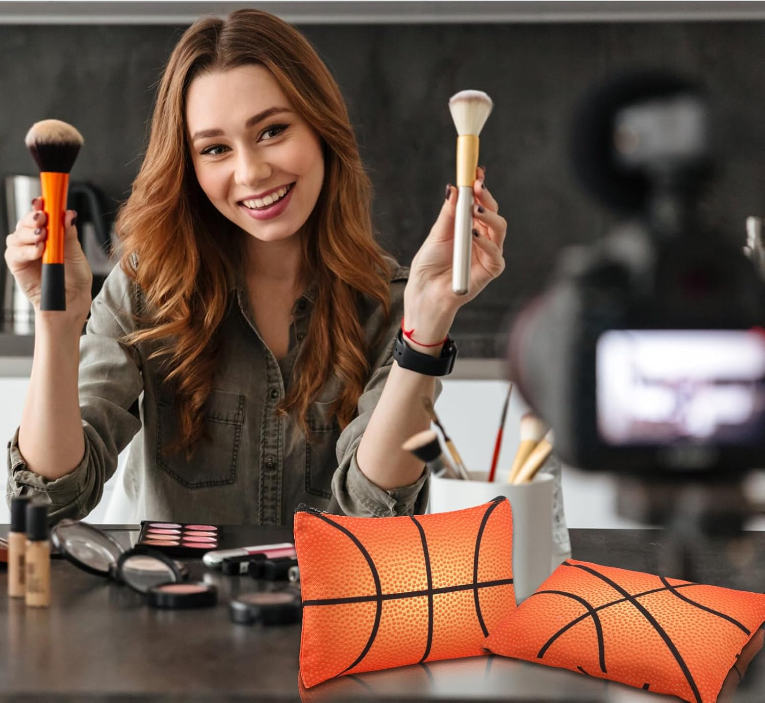 Eccliy 20 Pcs Sport Makeup Bag Sport Cosmetic Bag Canvas Gifts Softball Volleyball Football Baseball Accessories for Girls Toiletry Pouch with Zipper for Women Team Party Favors, 8 X 5 Inch, image number 6