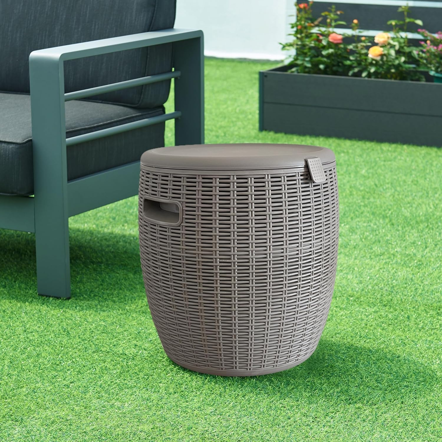 Rattan Outdoor Storage Stool, Outdoor Furniture, 37L, Ice Cooler, Wicker round Ice Chest, Outdoor Patio Bar Table, Beverage Bucket with Drain Plug for Poolside, Deck, Party, and BBQ