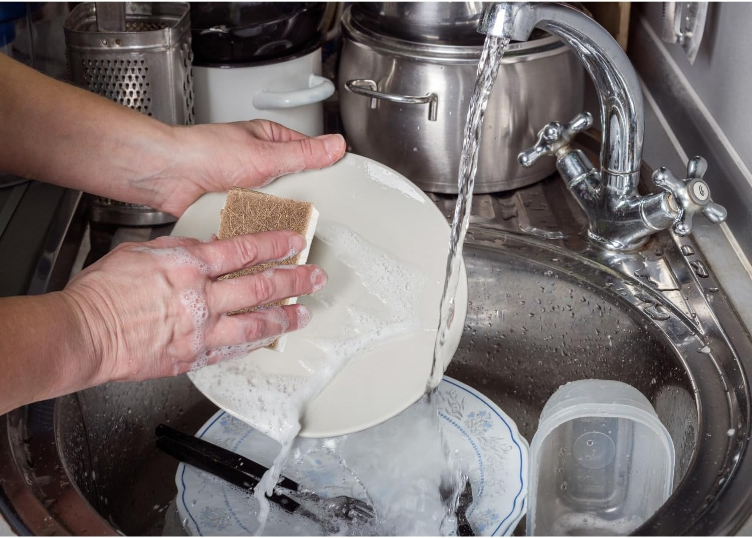 12 Pack Natural Kitchen Sponge - 12 Pcs Plant Based Sponge - Biodegradable Compostable Cellulose and Coconut Scrubber - Pack of 12 Eco Friendly Sponges for Dishes, Kitchen, Bathroom, Household -BRELTY image number 5