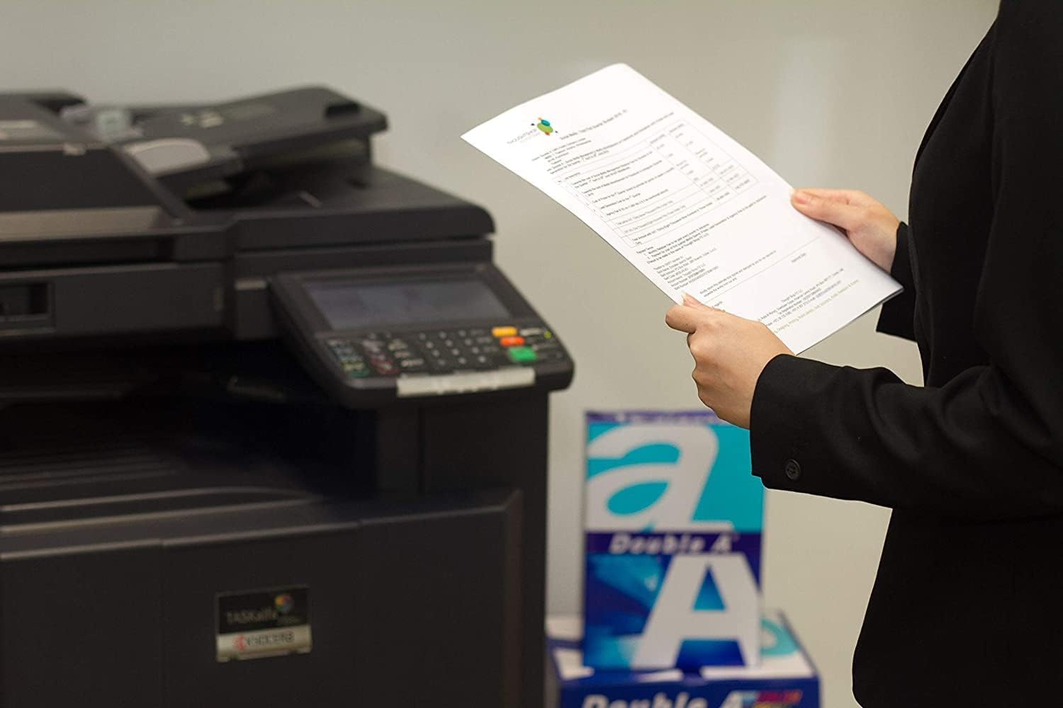 Double A, A4 Ream Paper, A4 80 GSM, 2500 Sheets, White, Clever Easy to Open Box - 1 Pack image number 3