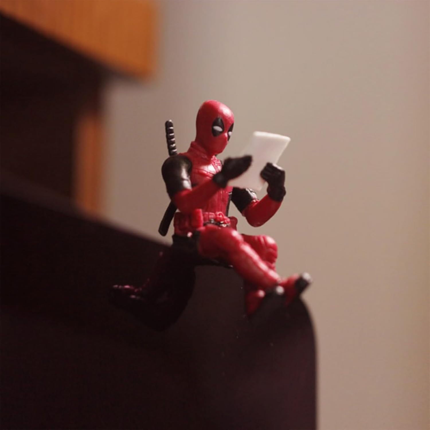 1PCS Deadpool Model Ornaments Home Office Desk Charm Christmas Ornaments Auto Motorcycle Truck Decoration（Sitting Style） image number 4